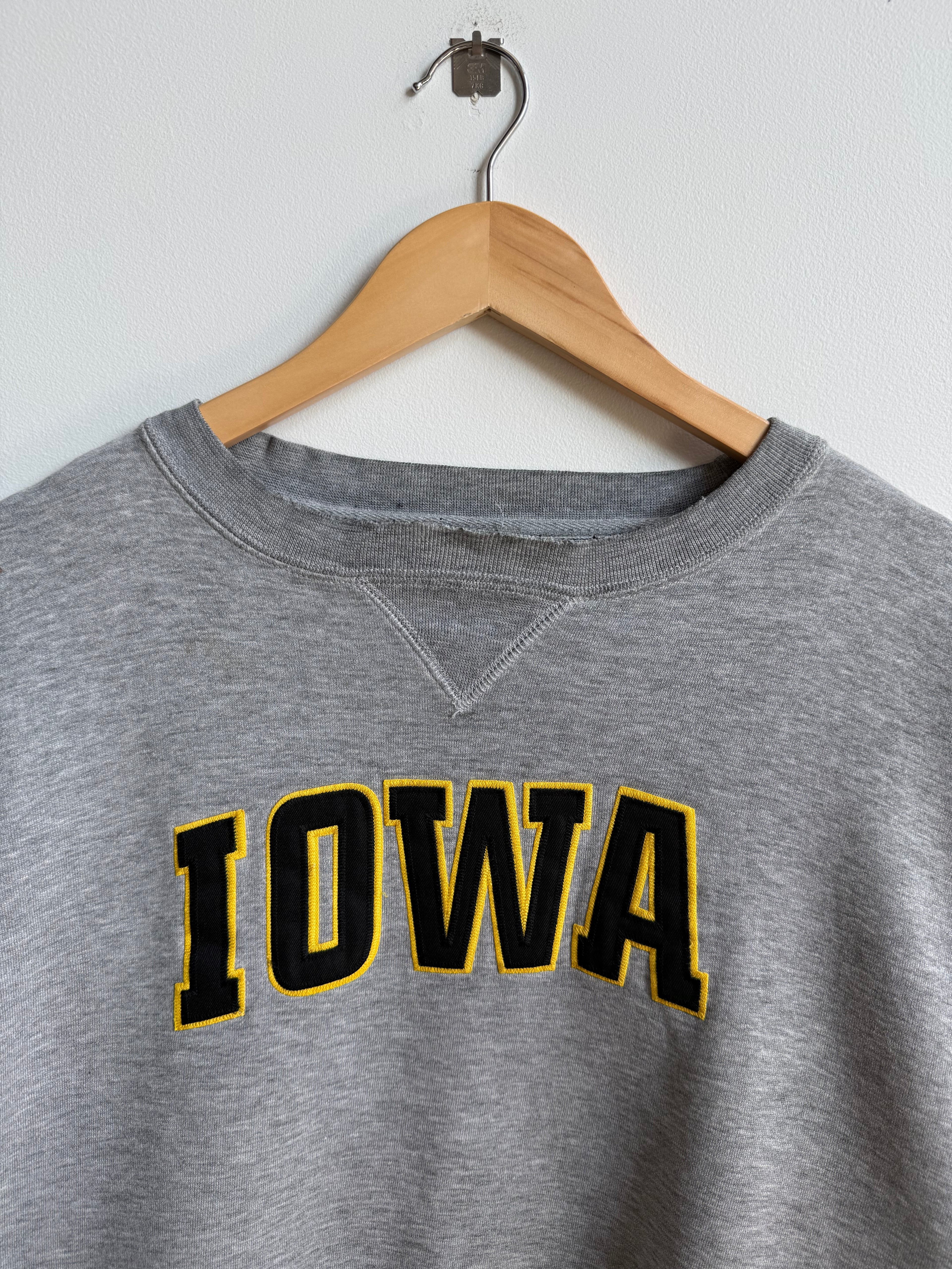 (XL) Iowa Hawkeyes Crew