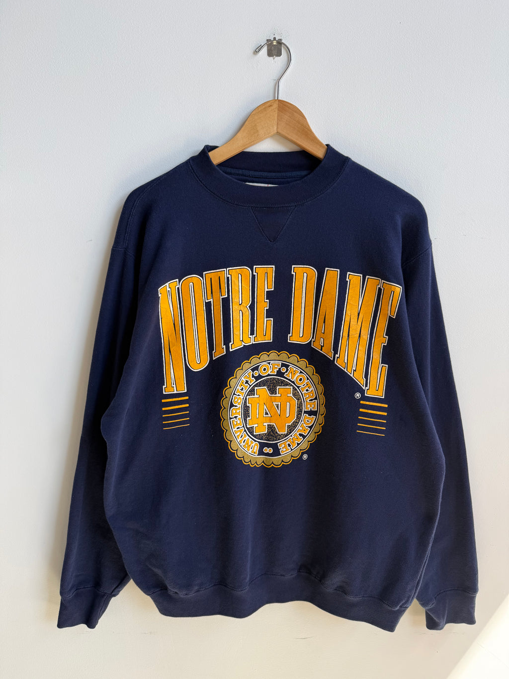 (L) Notre Dame Fighting Irish Crew