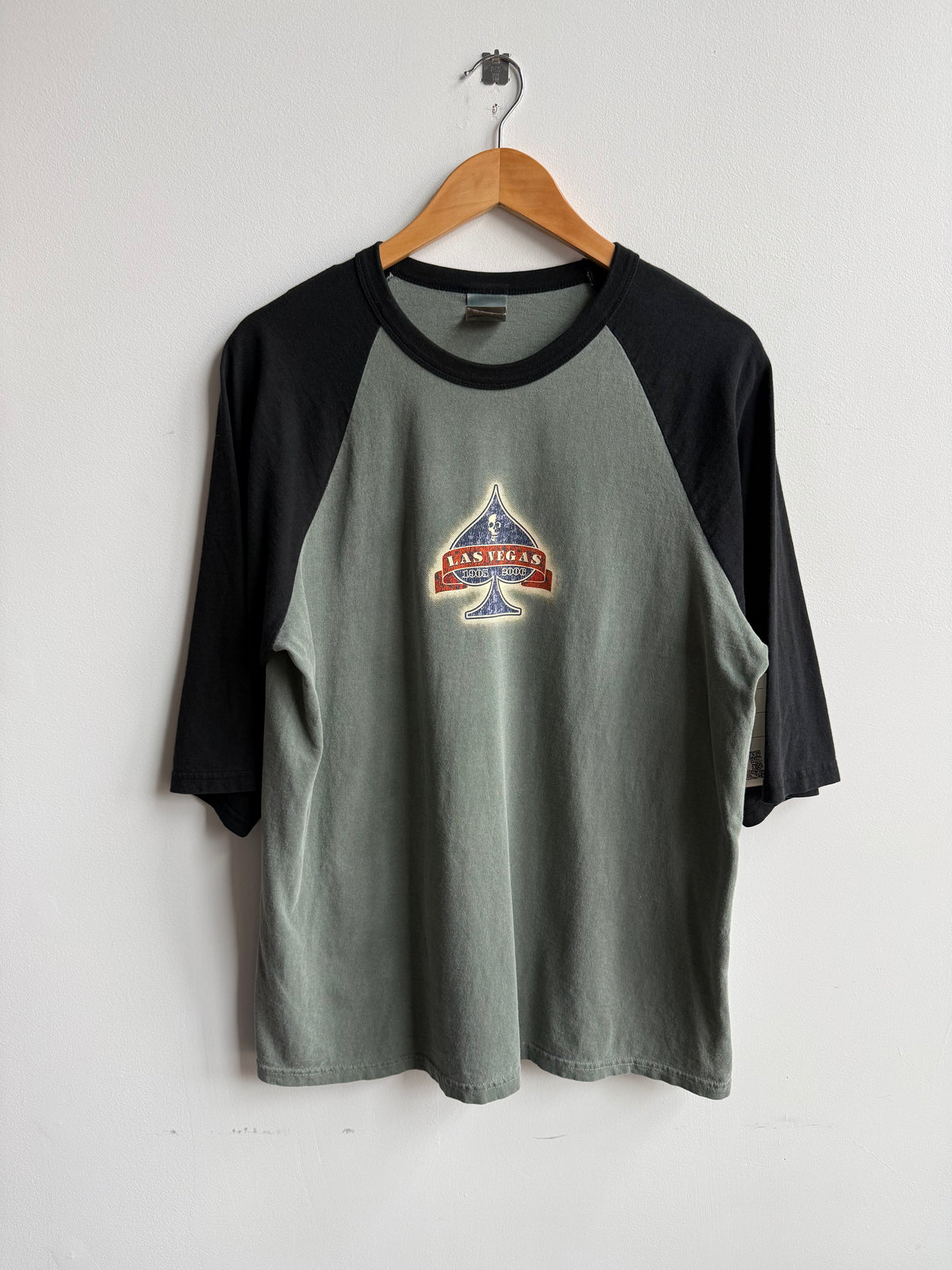 (M) Las Vegas Tee