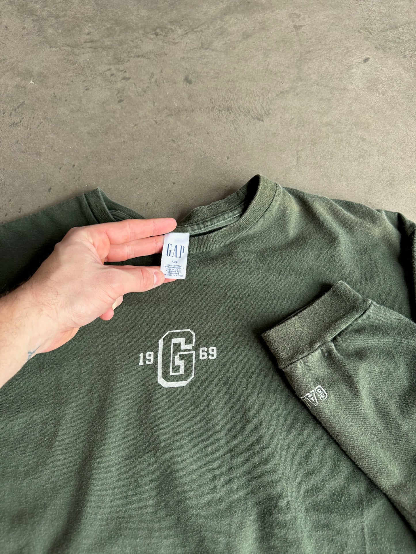 (XL) Gap Long Sleeve Tee