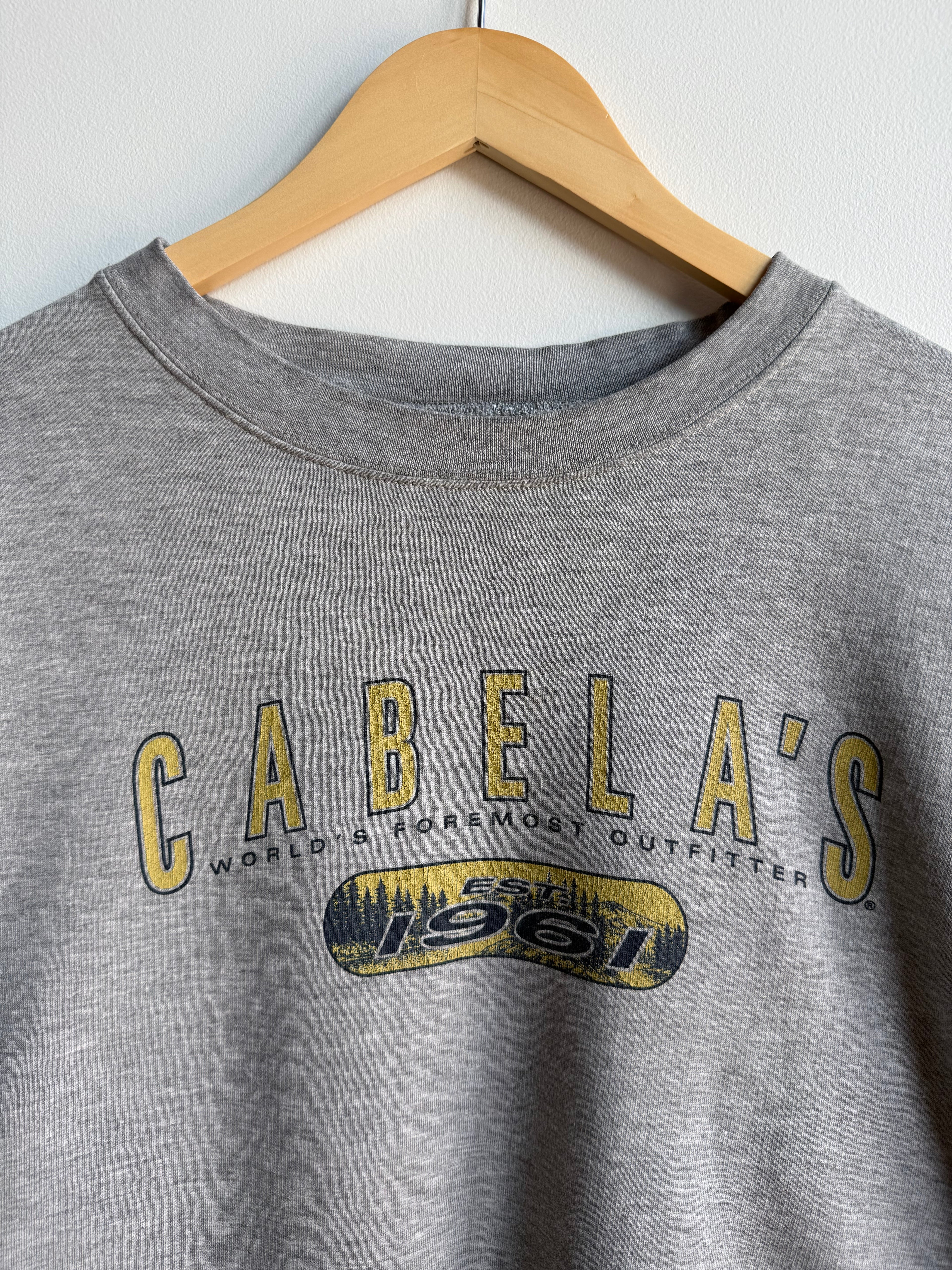 (L) Cabela’s Outfitters Crew