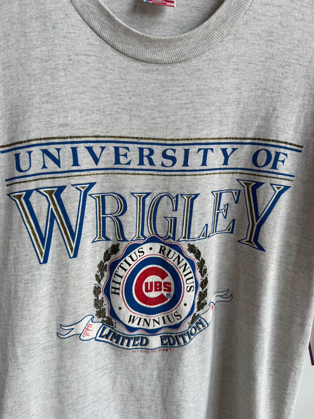 (L) Chicago Cubs Wrigley Tee