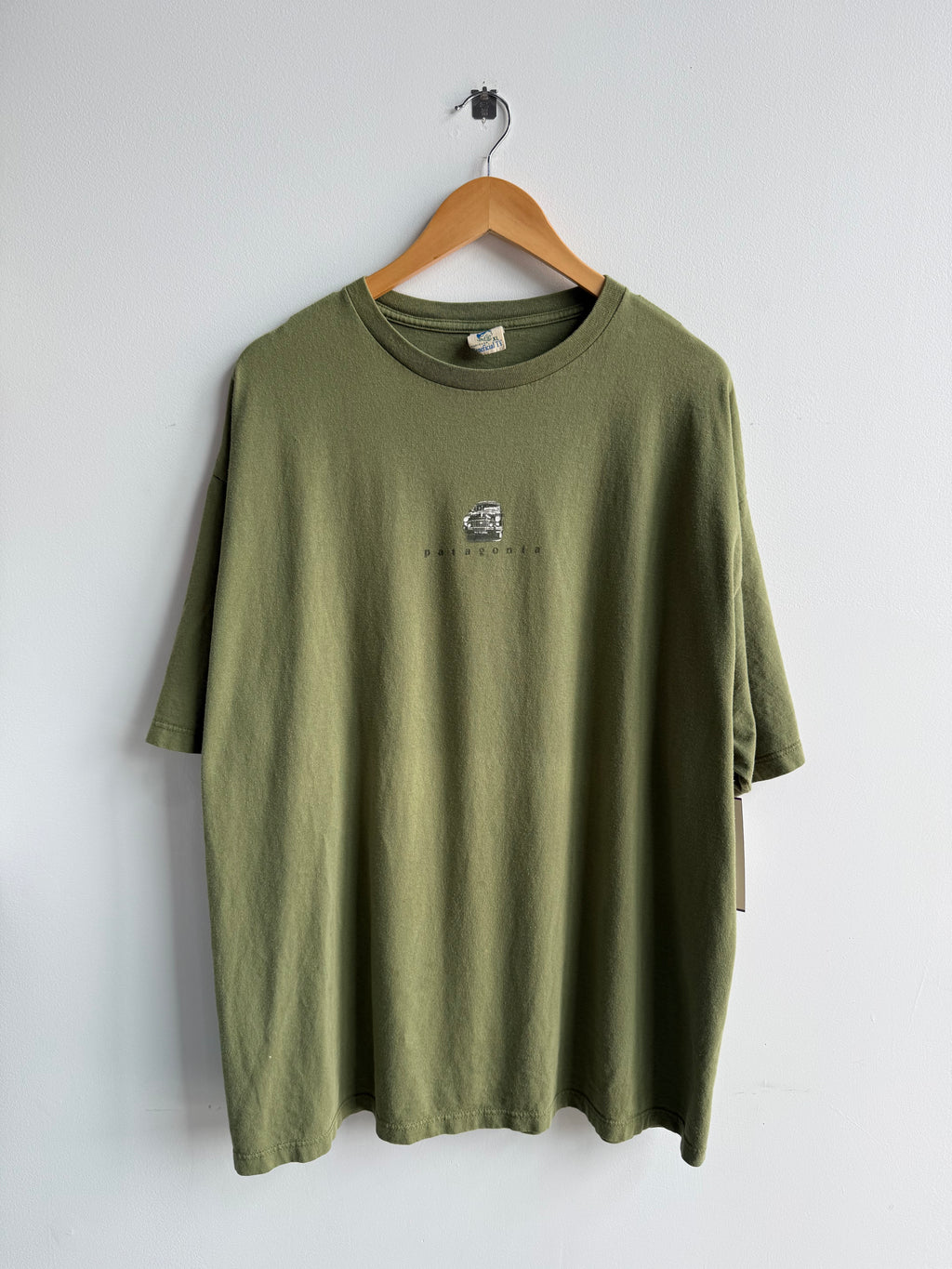 (XL) Patagonia Tee