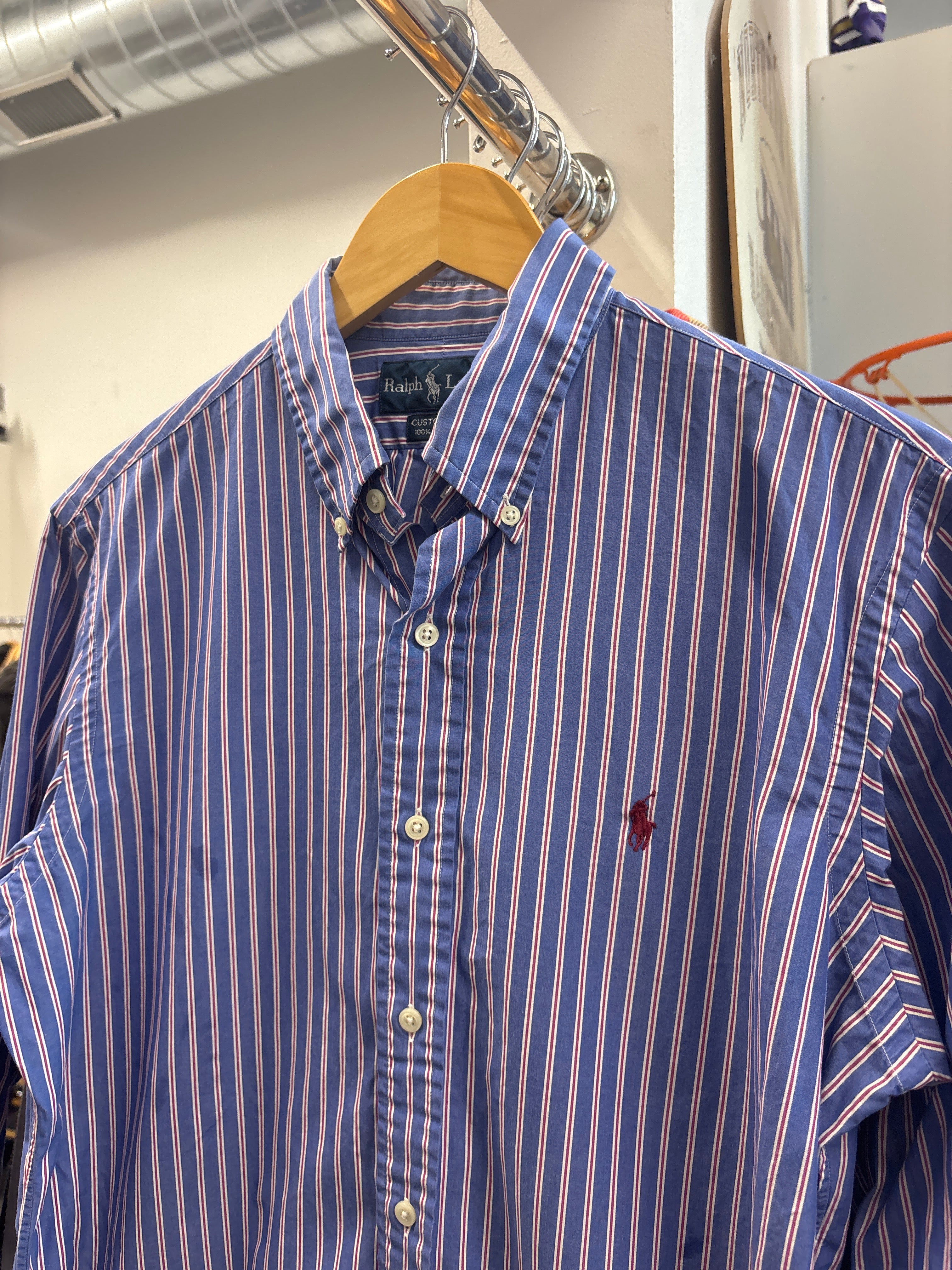 (M) Ralph Lauren Button Up