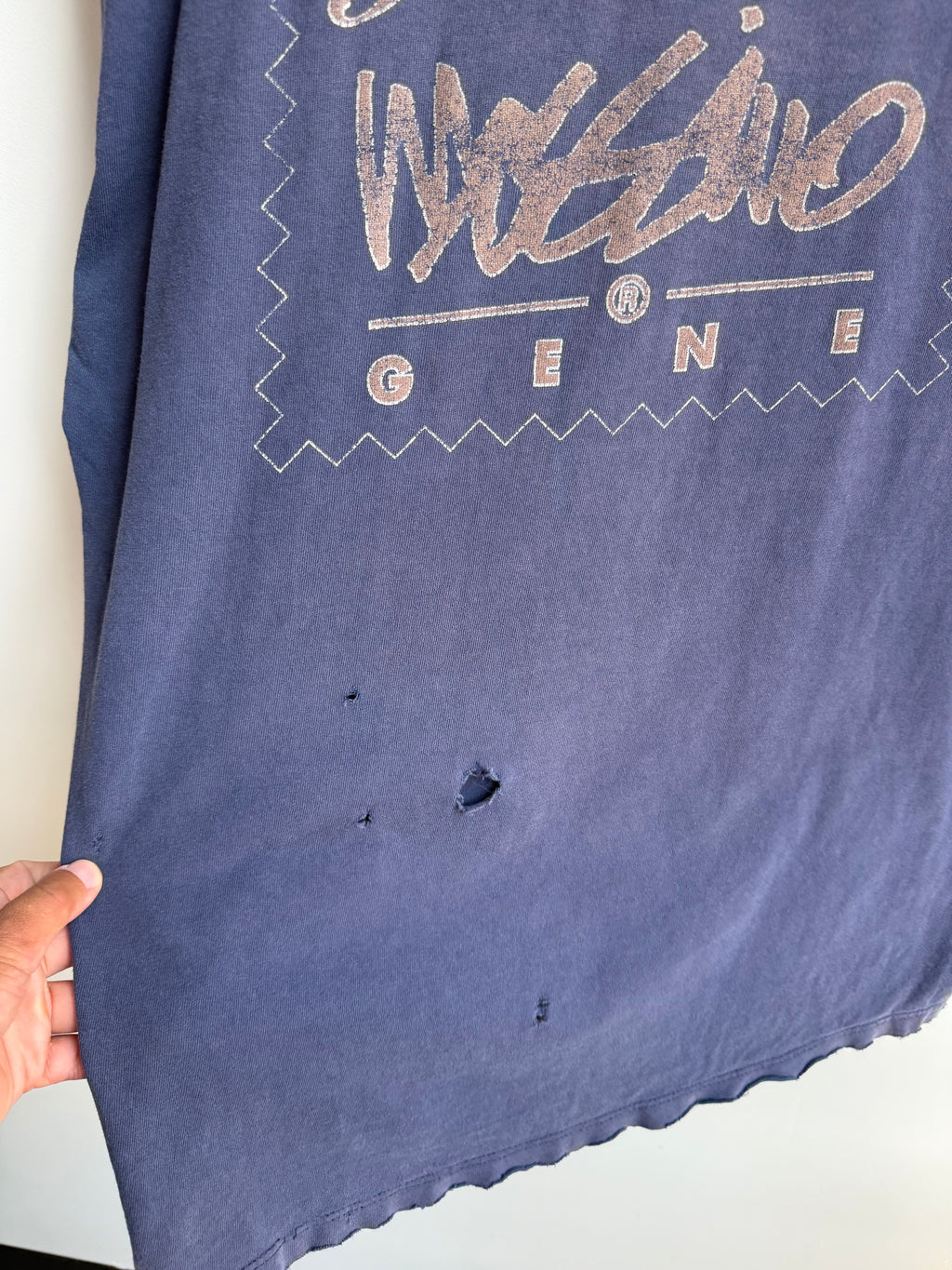 (L) Mossimo Tee
