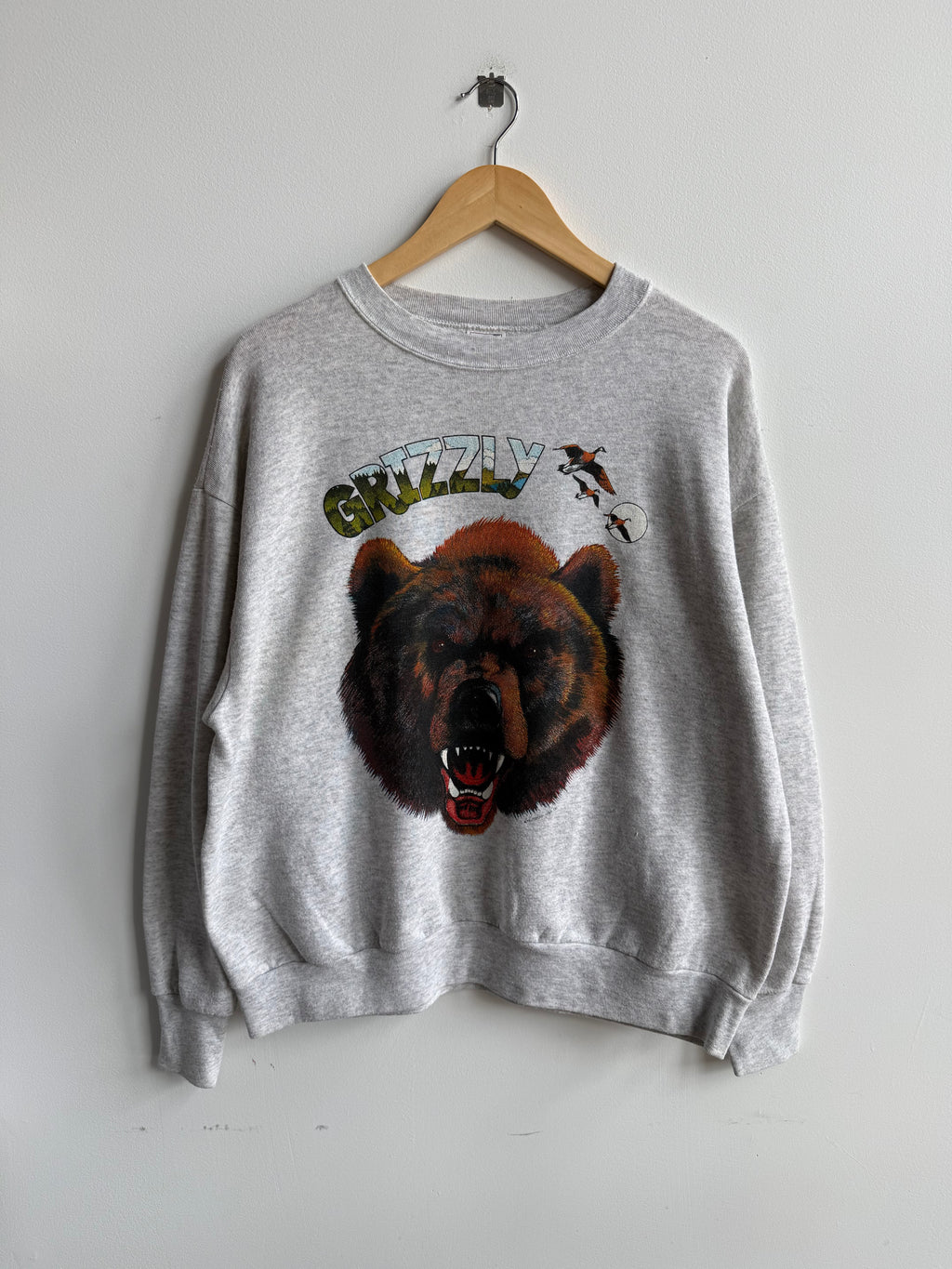 (L) Grizzly Crew
