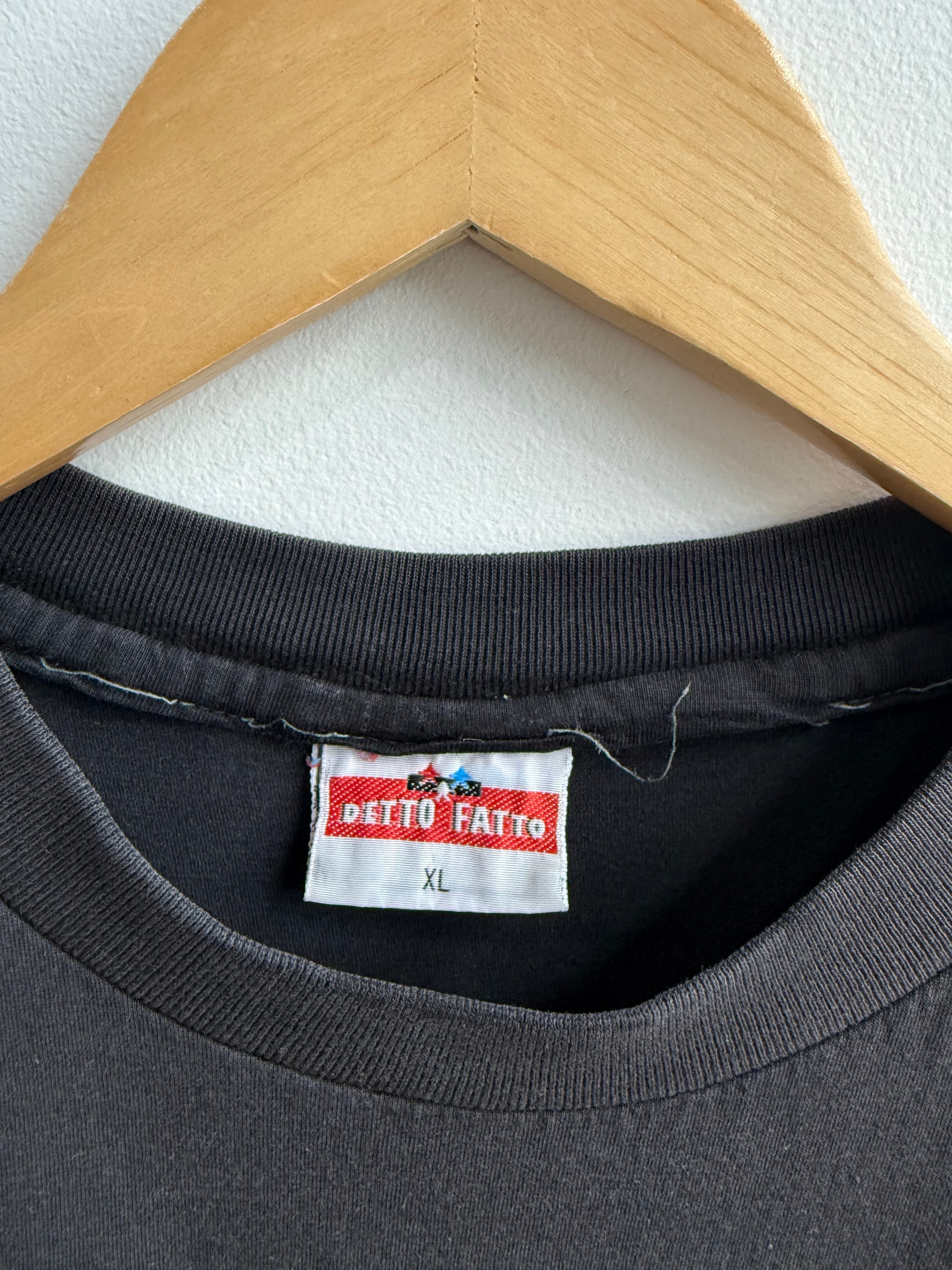 (L) Guitar Strings Tee