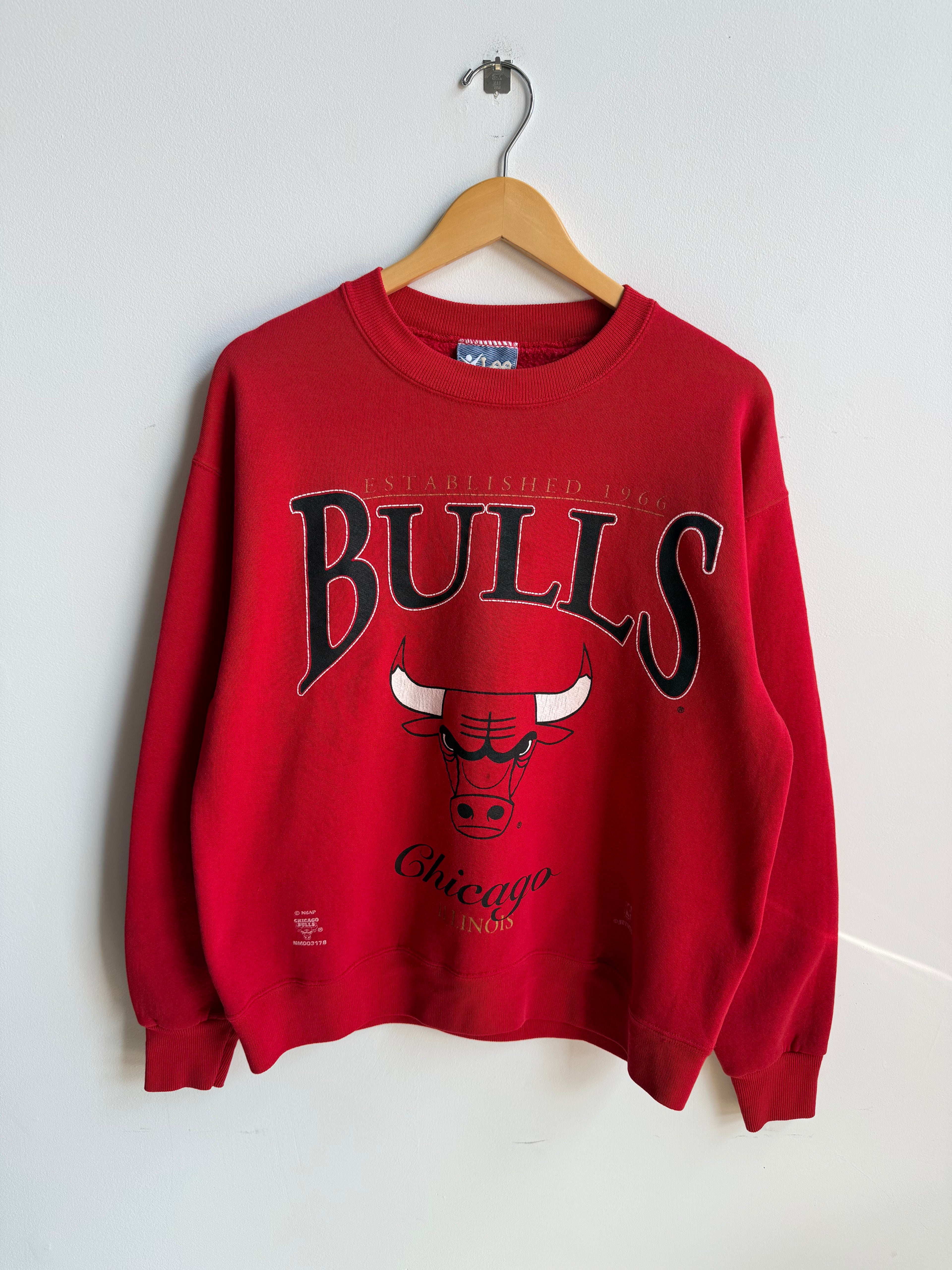 (M) Chicago Bulls Crew