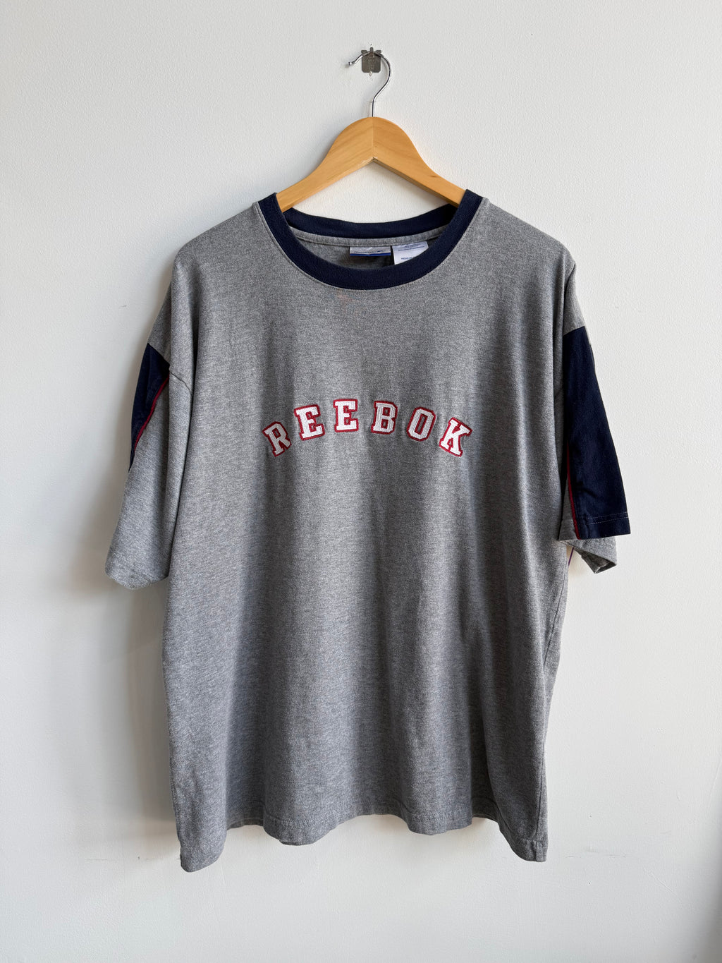 (L) Reebok Tee