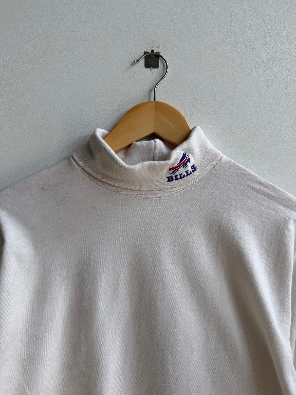 (M) Buffalo Bills Turtleneck Shirt