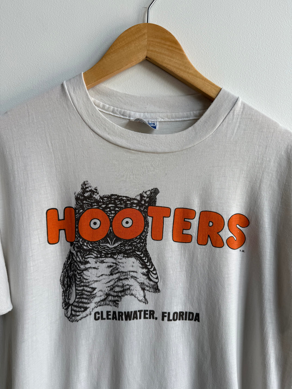 (XL) Hooters Clearwater Tee