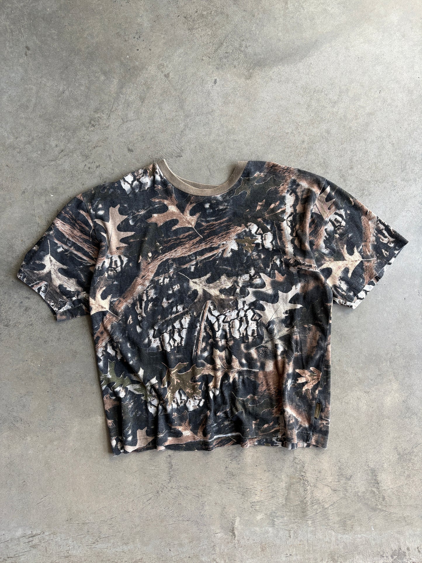 (L) Camo Tee