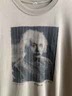 (L) Albert Einstein Tee