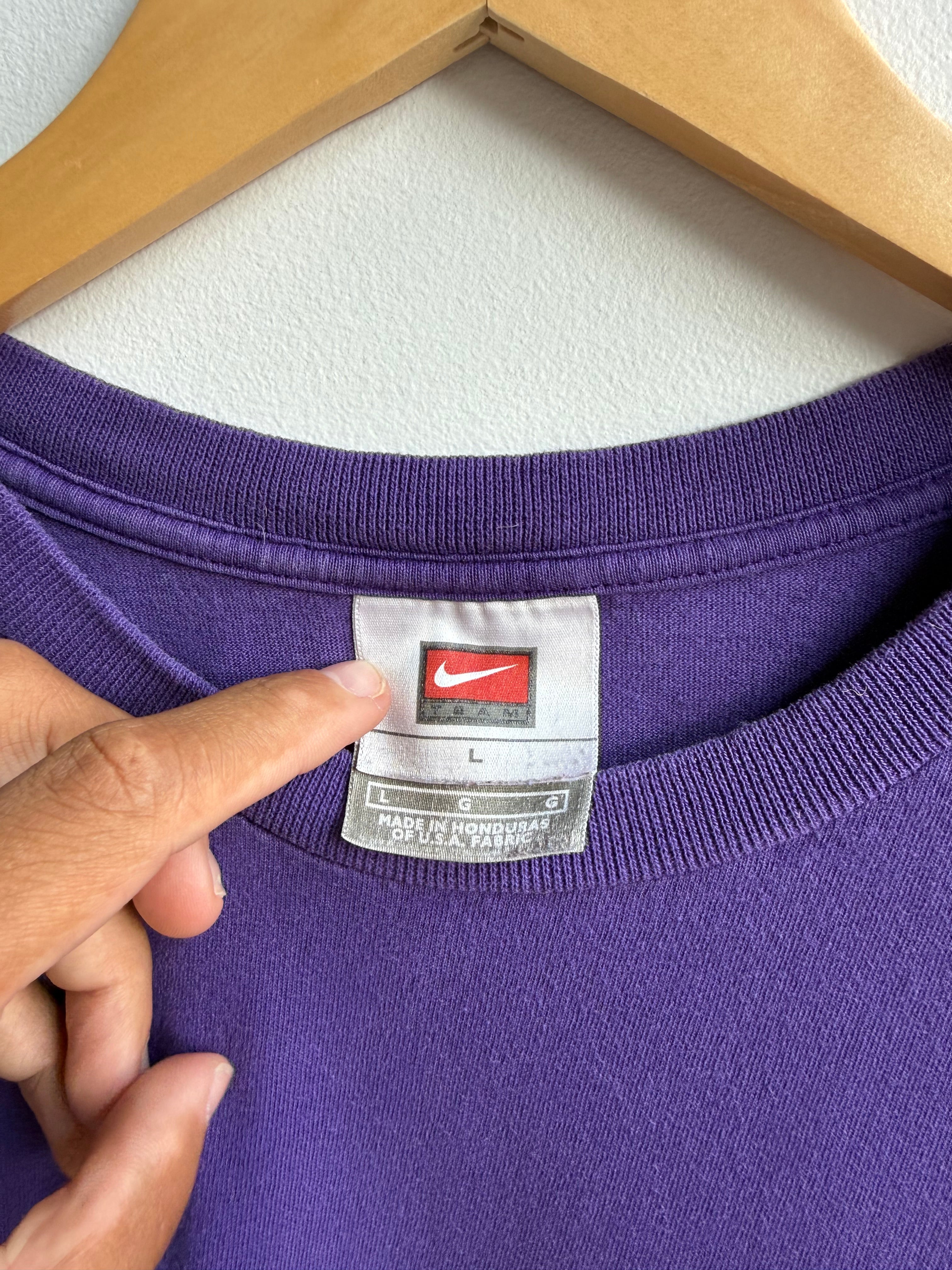 (L) Nike Purple Tee