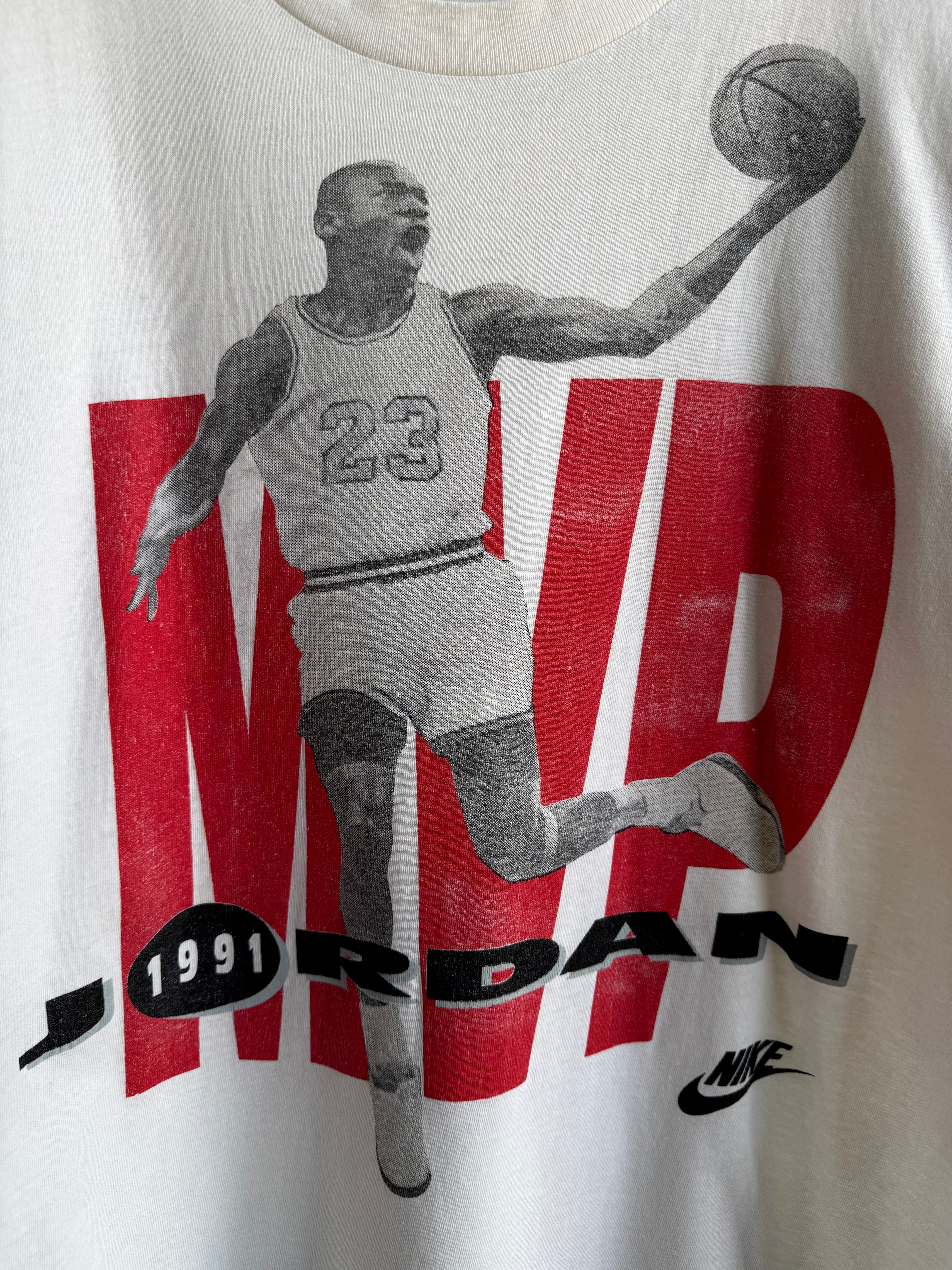 (L) Air Jordan Tee