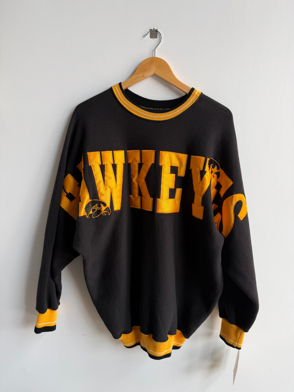 (XL) Iowa Hawkeyes Spellout Crew