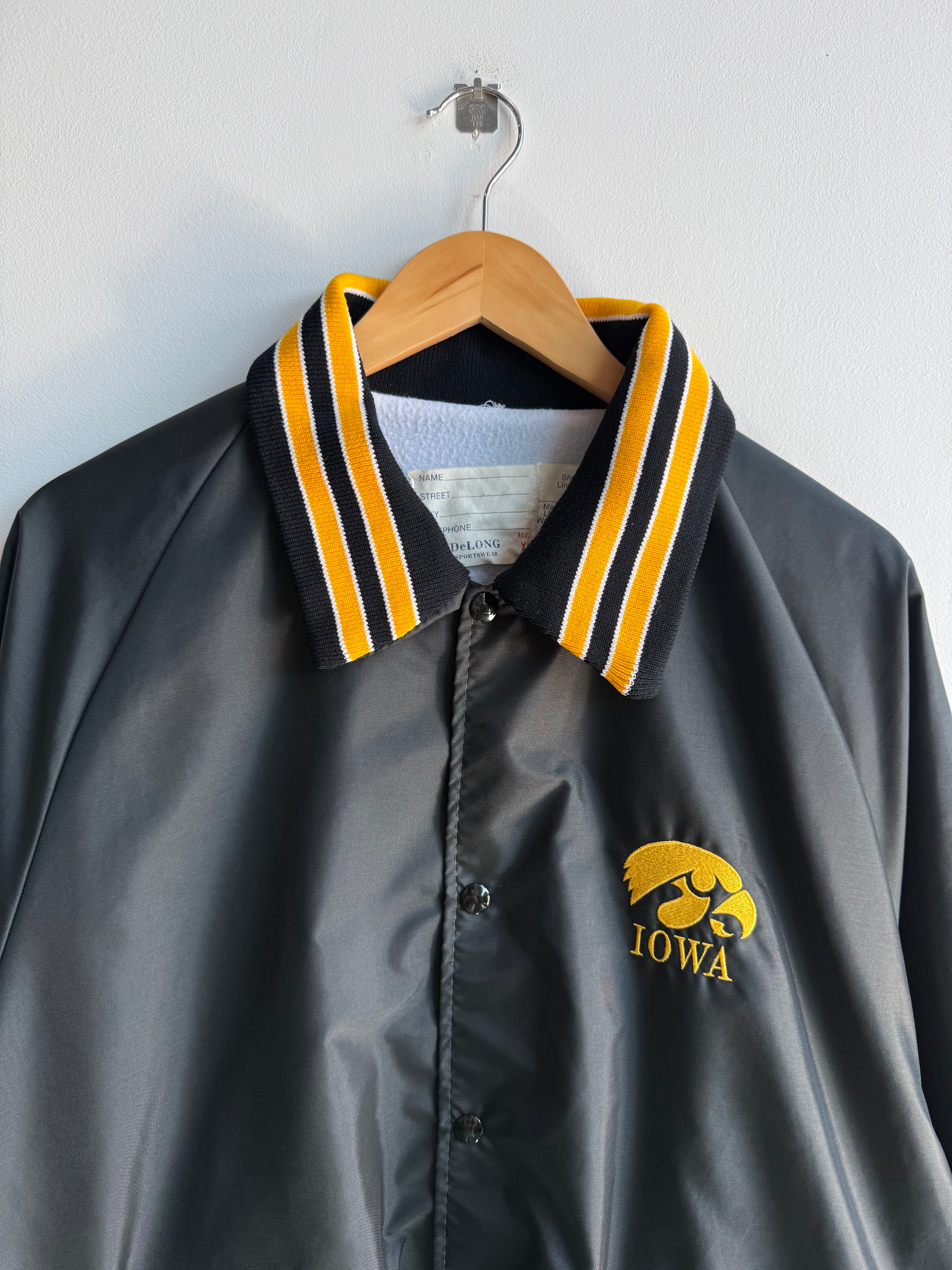 (XL) Iowa Hawkeyes Jacket