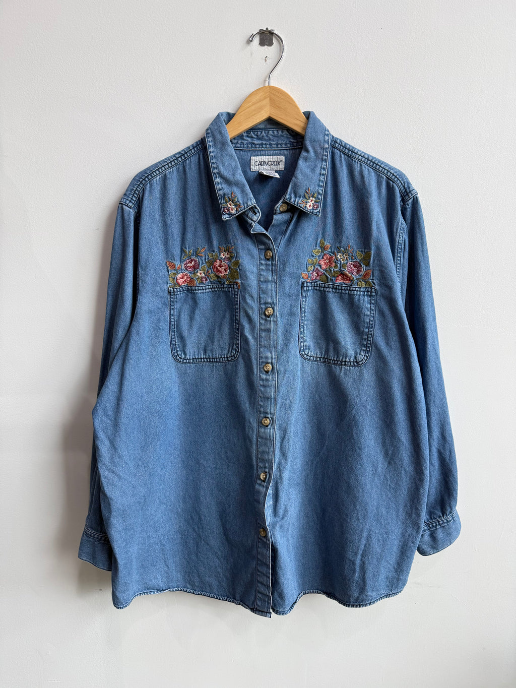 (XL) Floral Button Up Shirt