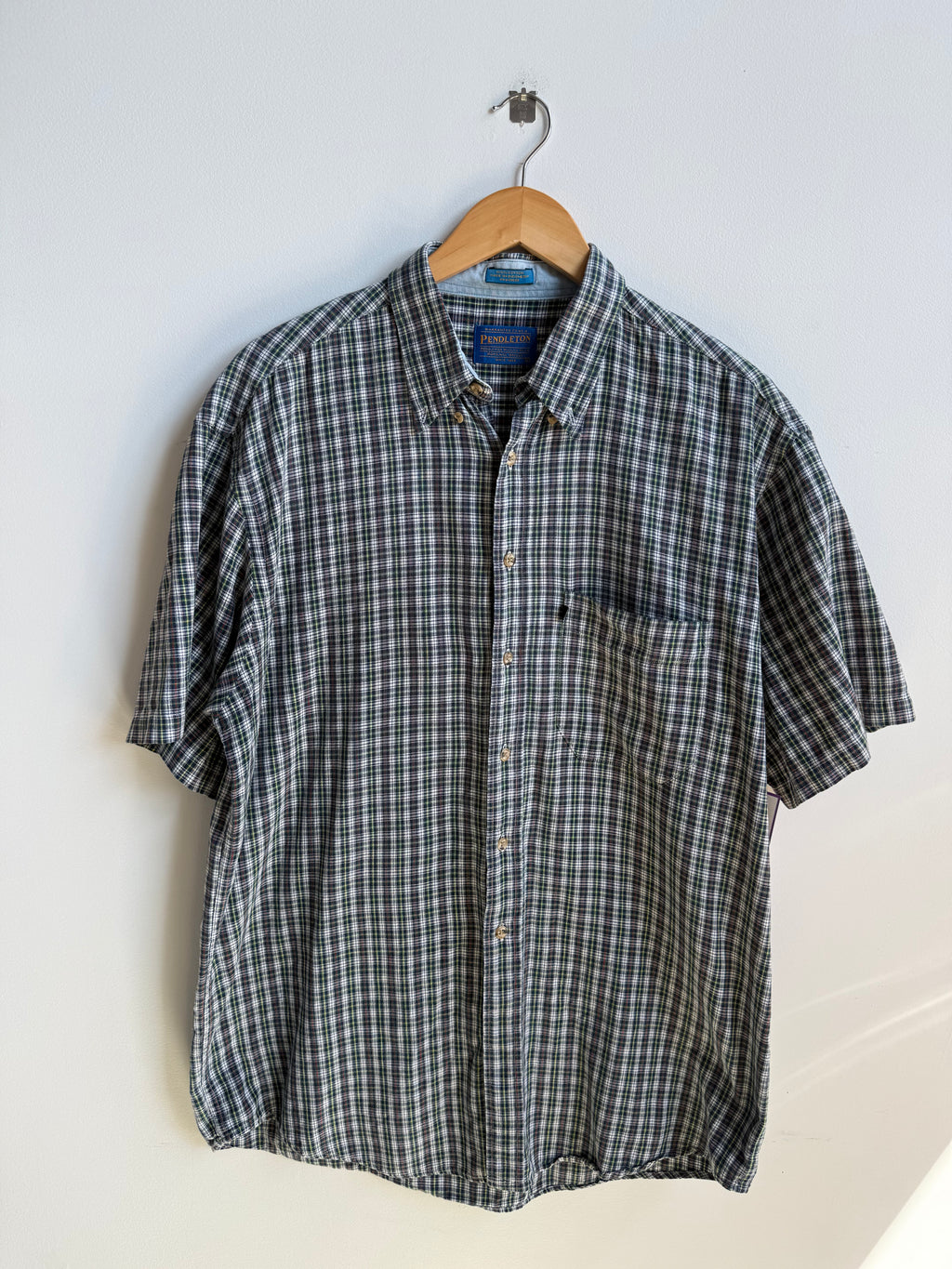 (L) Pendleton Button Up