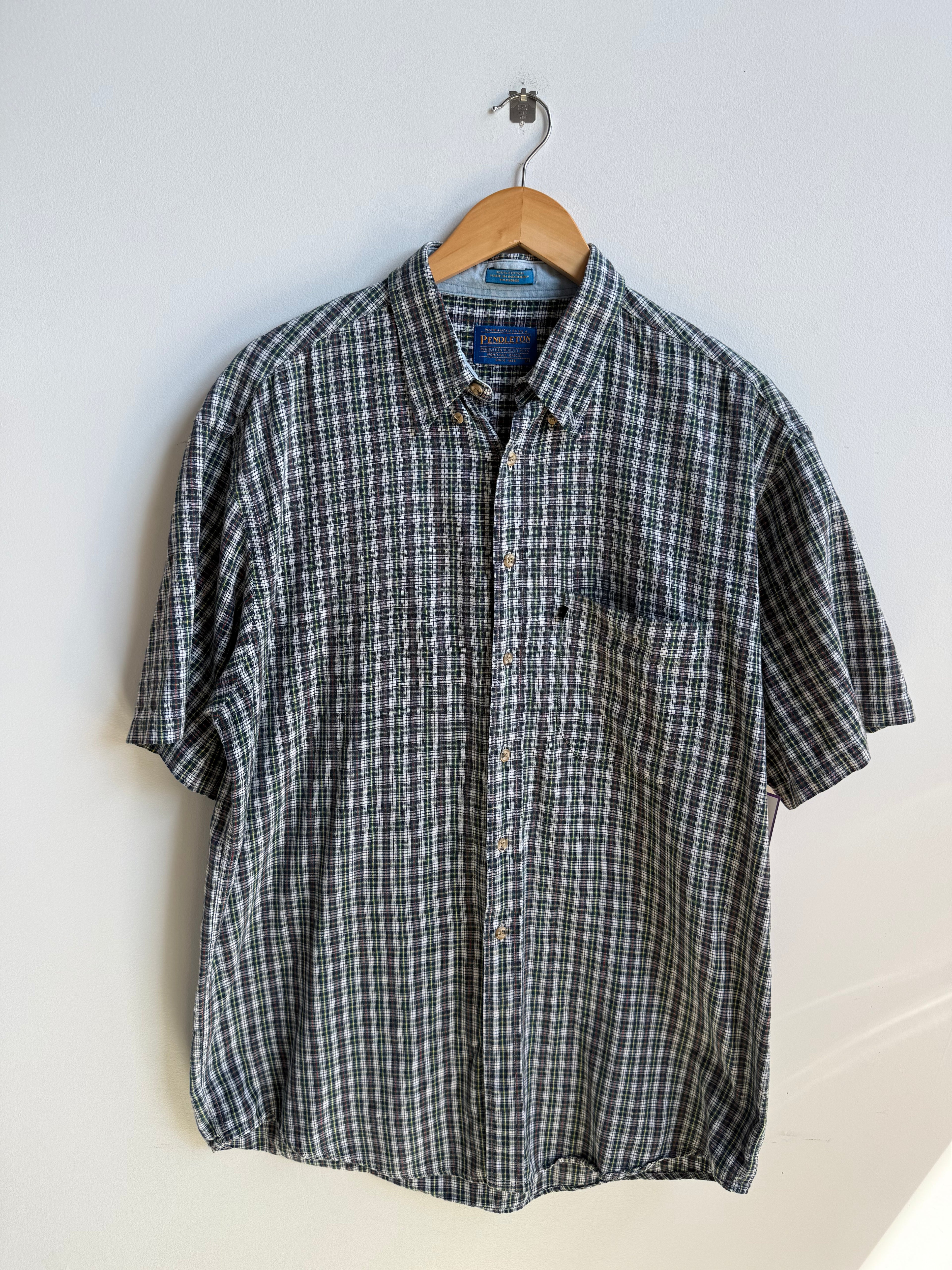 (L) Pendleton Button Up