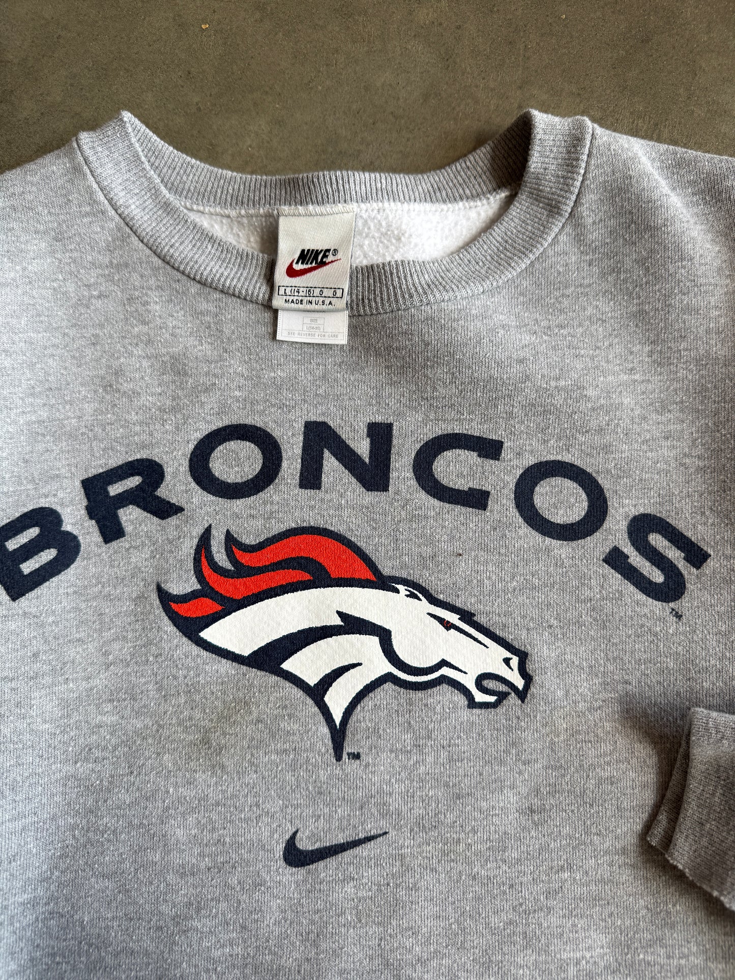 (S) Denver Broncos Nike Crew