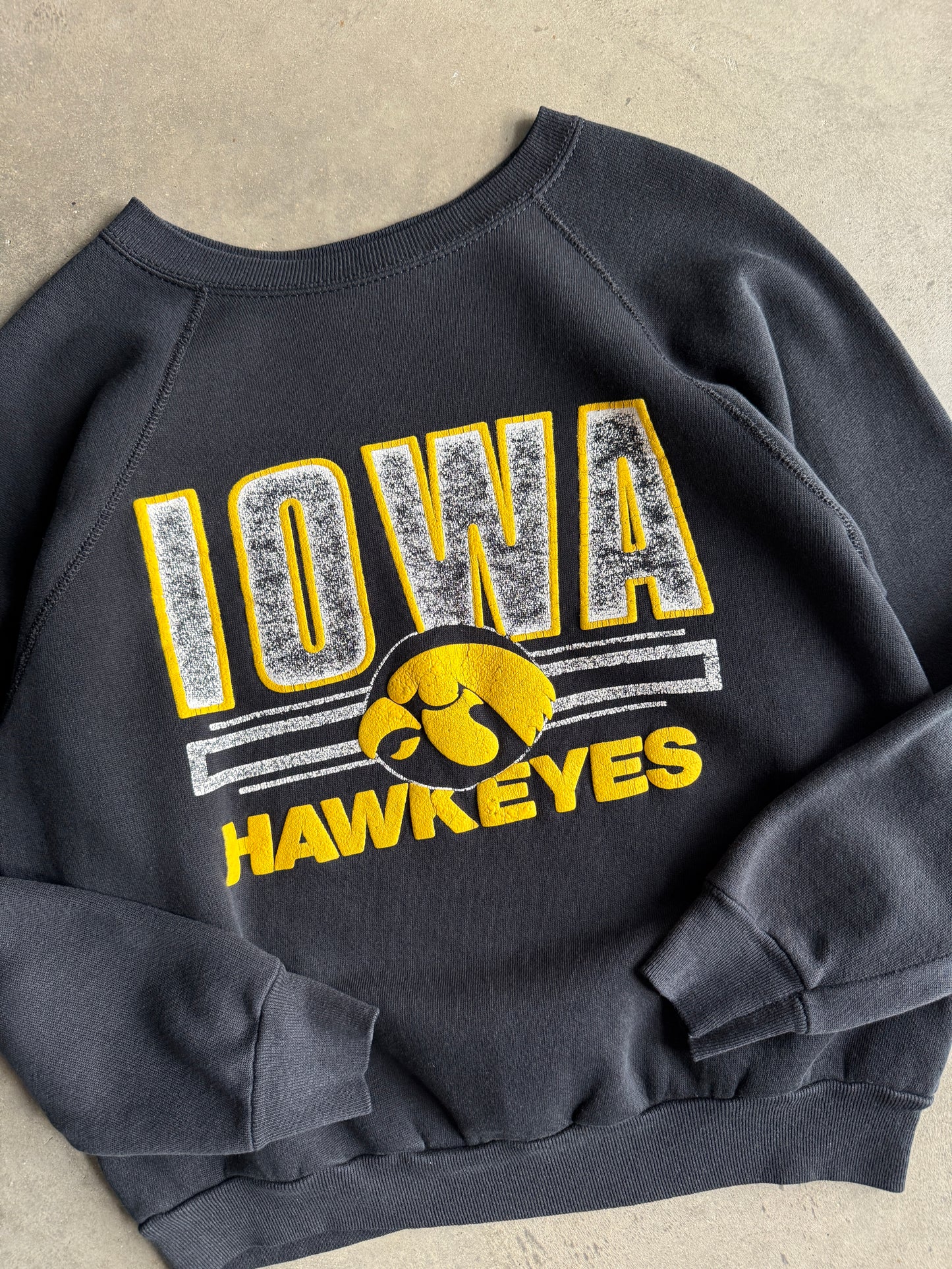 (M) Iowa Hawkeyes Crew