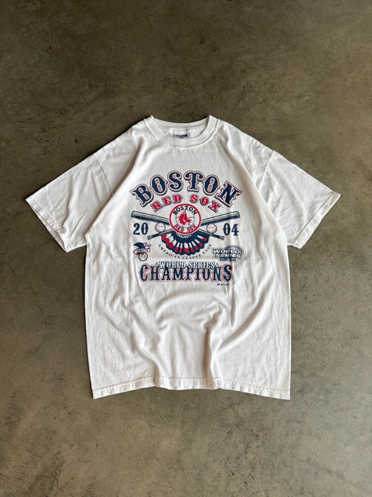 (L) 2004 Boston Red Sox Tee