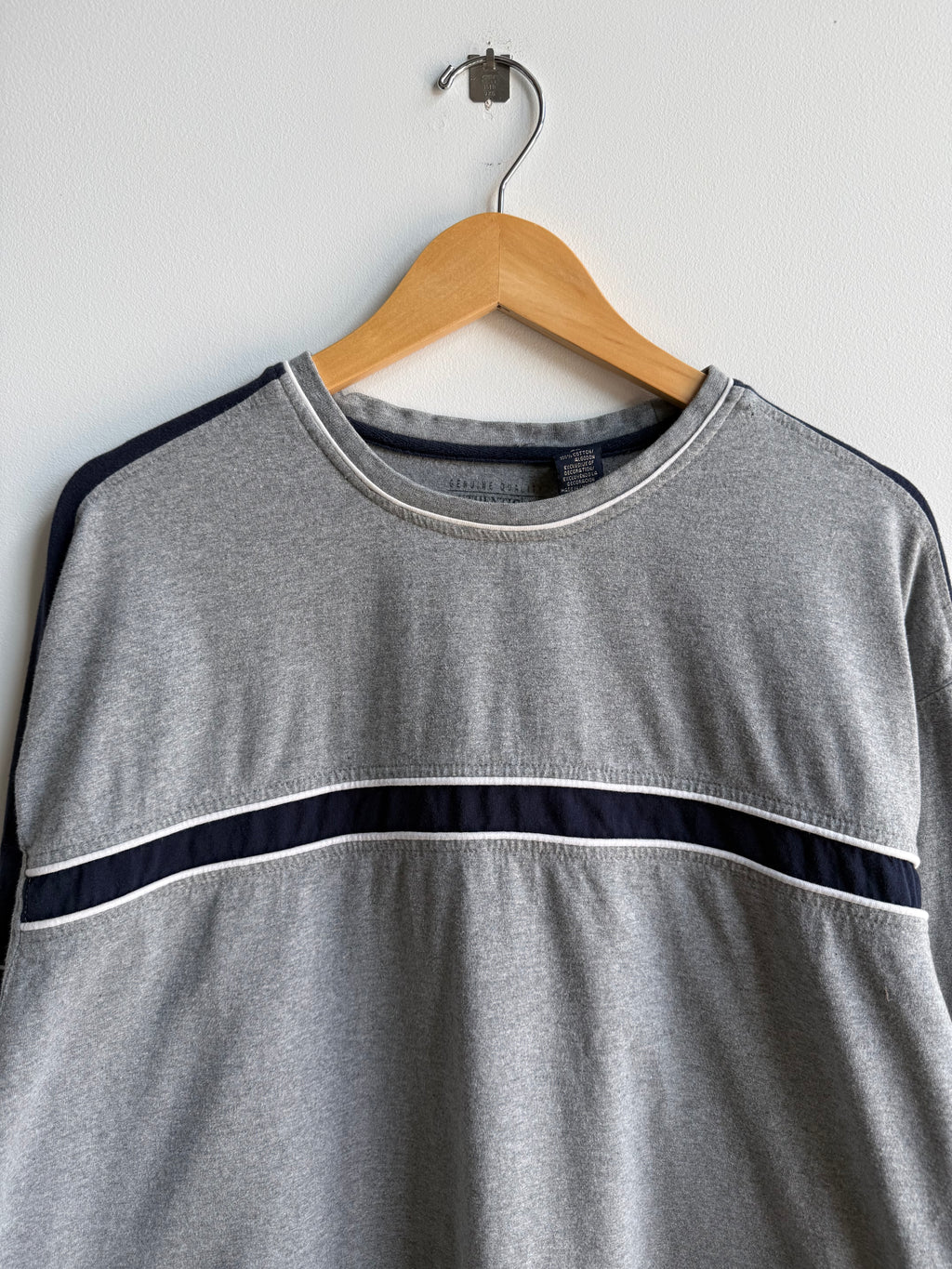 (XXL) Genuine Quality Tee