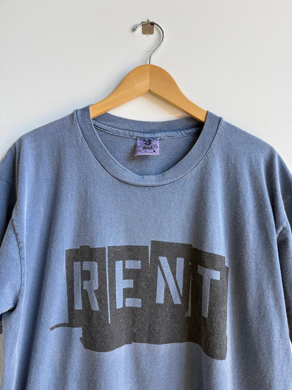 (L) Rent Tee