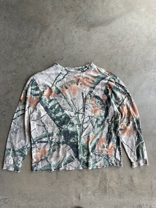 (L) Camo L/S Tee