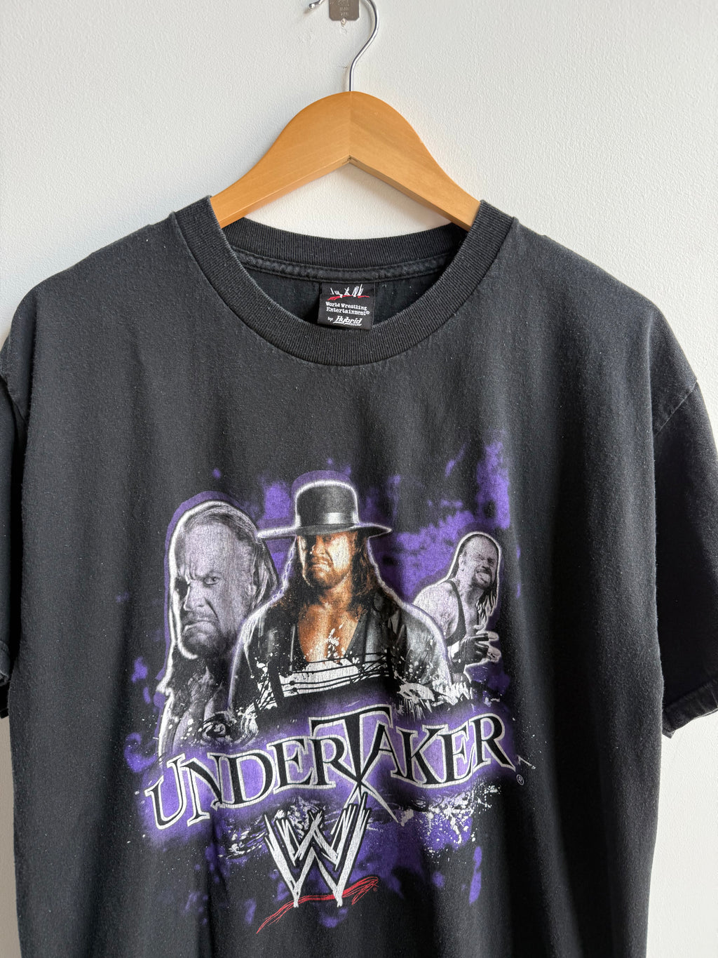 (L) Undertaker WWE Tee