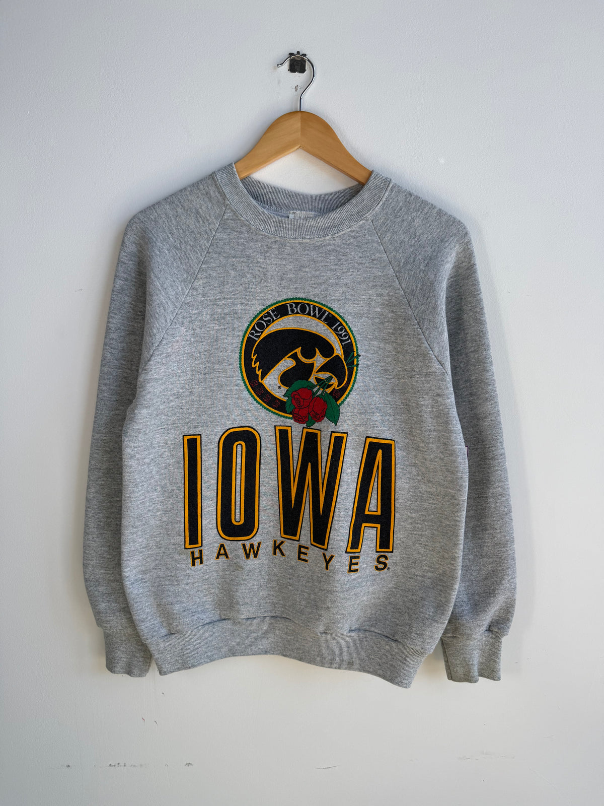 (M) Iowa Hawkeyes Crew