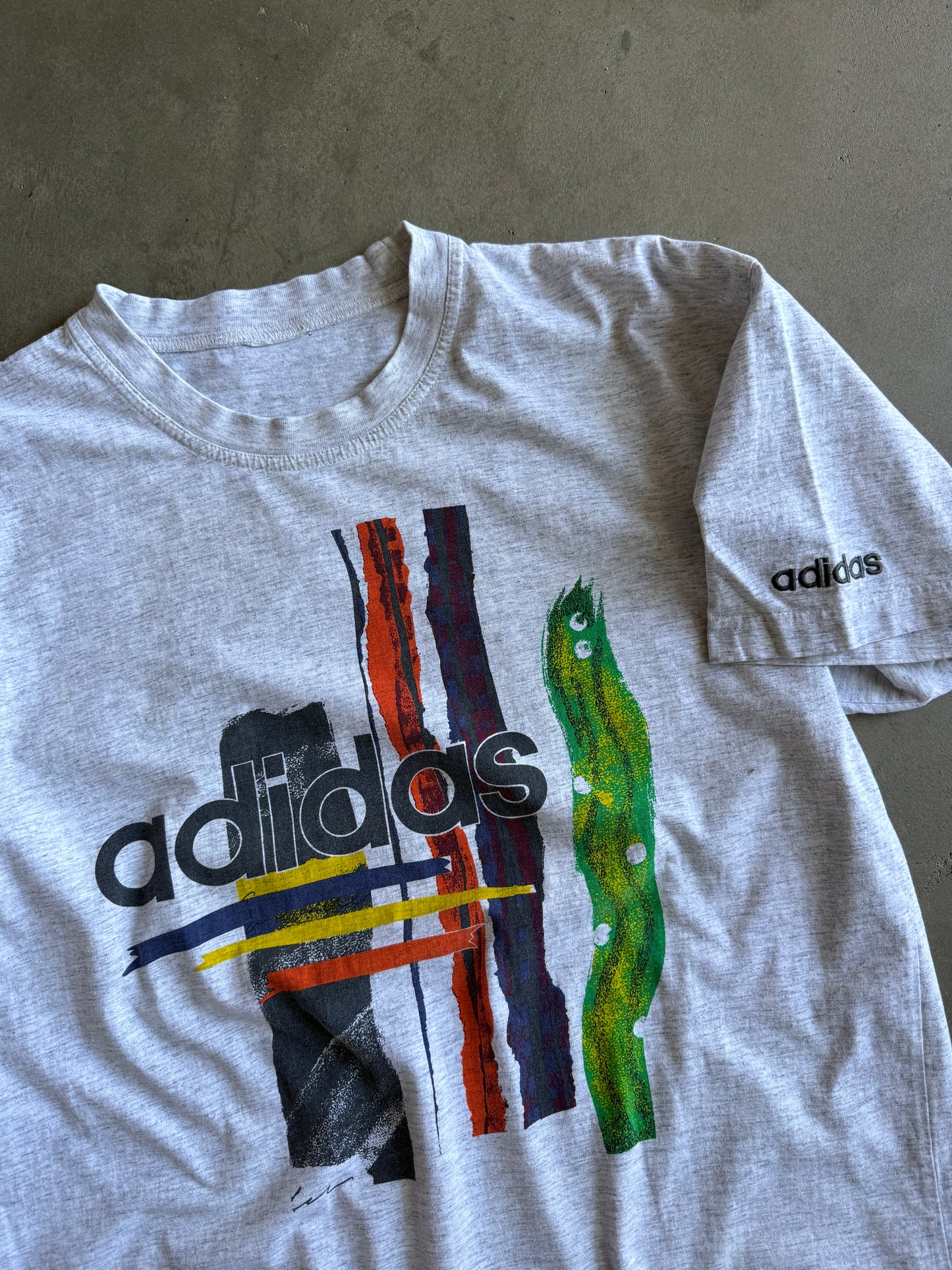 (L) Adidas Tee