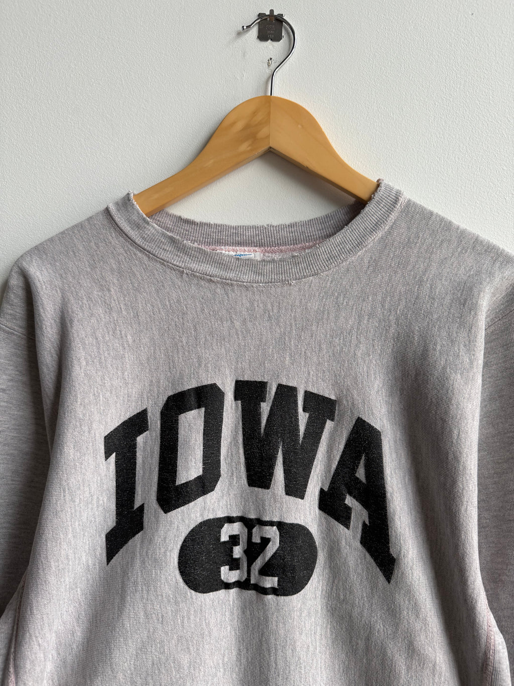 (L) Iowa Reverse Weave Crew