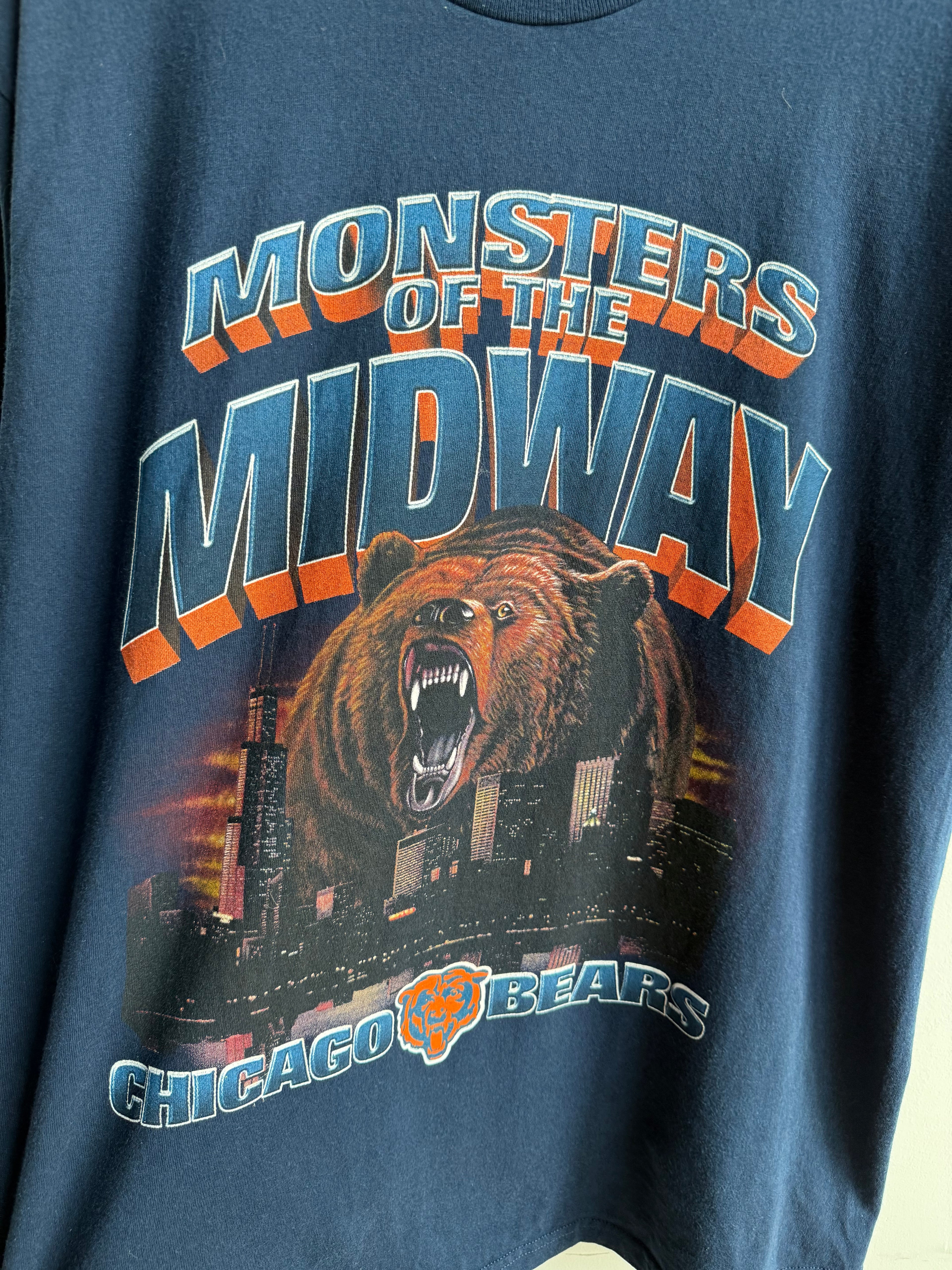 (XL) Chicago Bears Monsters of the Midway Tee