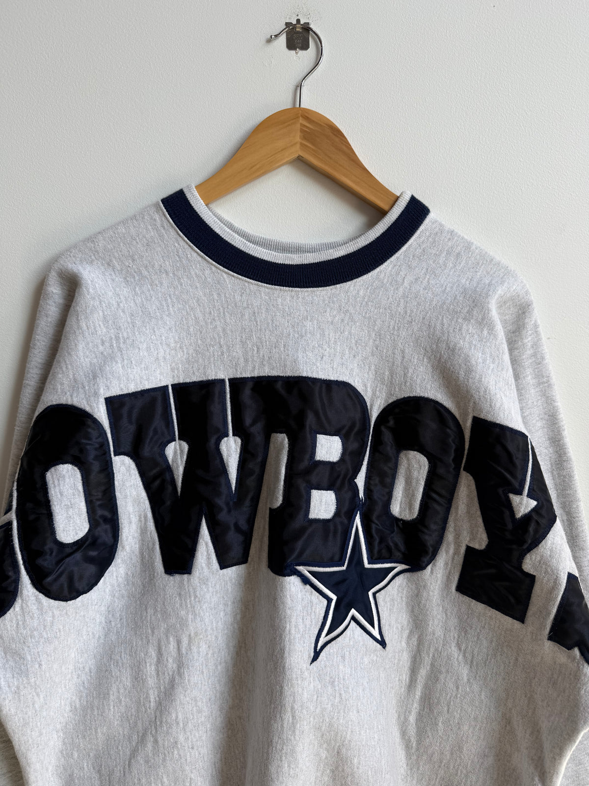 (XL) Dallas Cowboys Spellout Crew