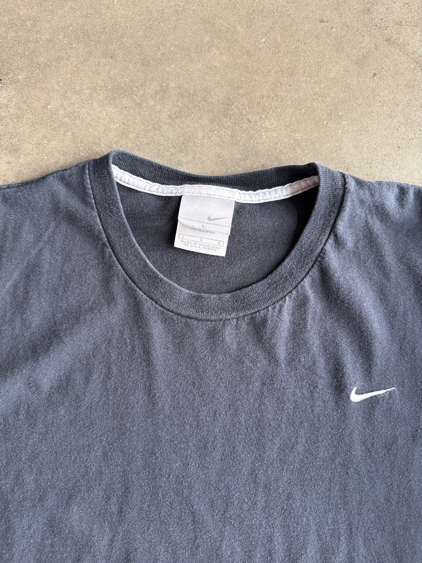 (M) Nike Black Tee