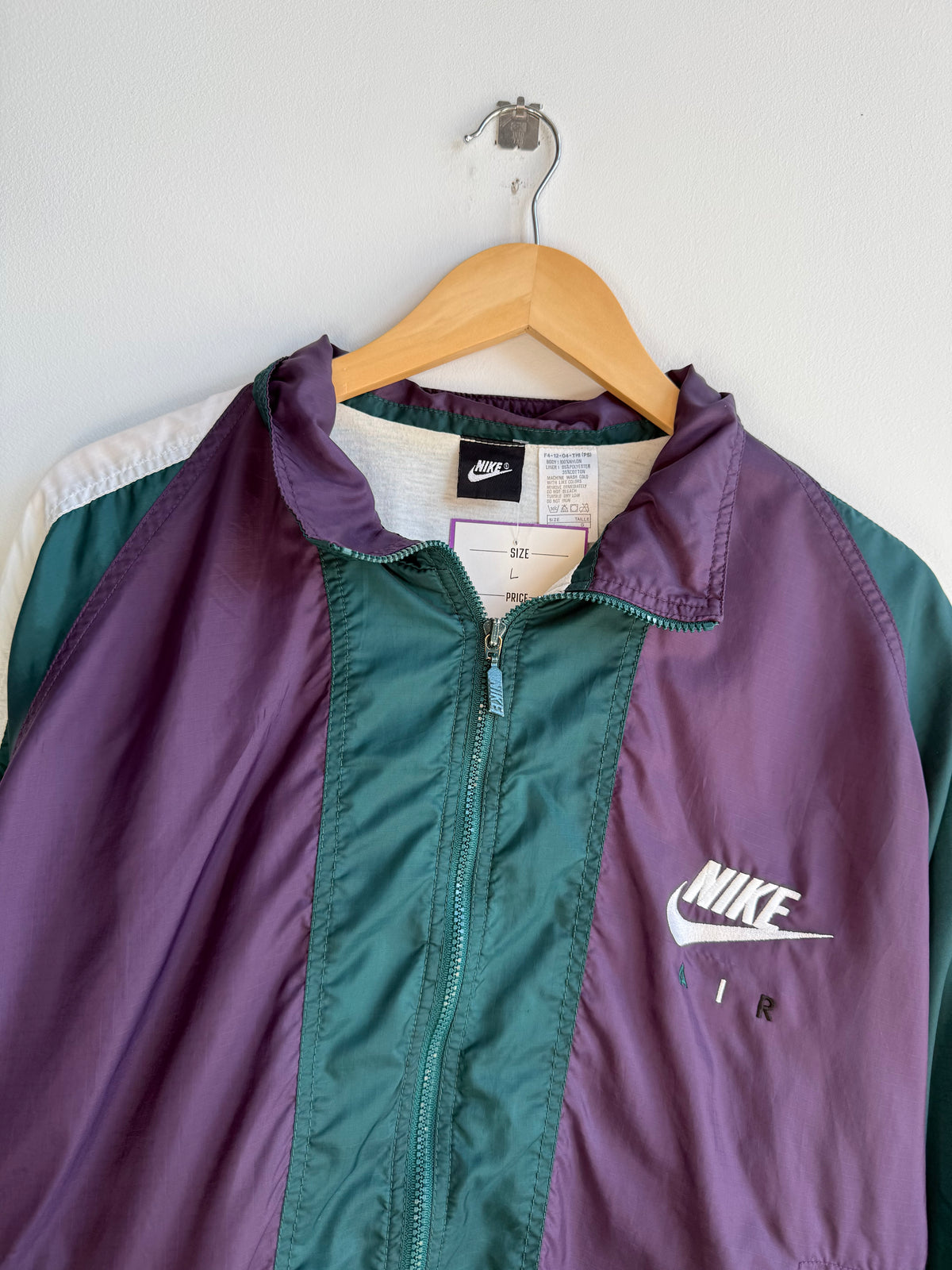 (L) Nike Jacket