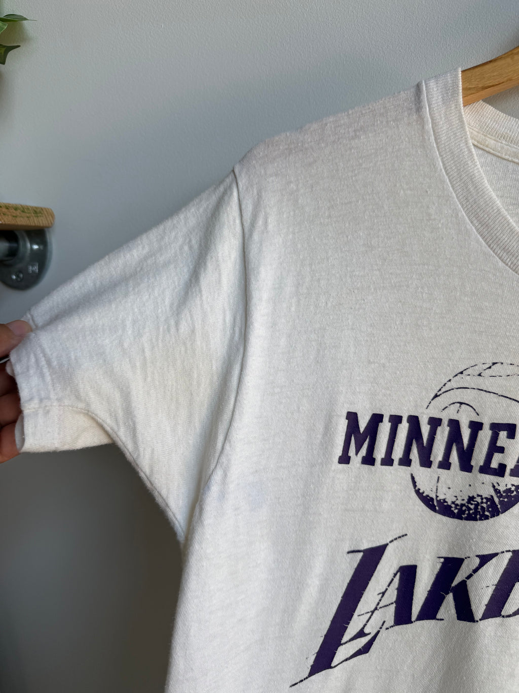 (L) Minneapolis Lakers Tee