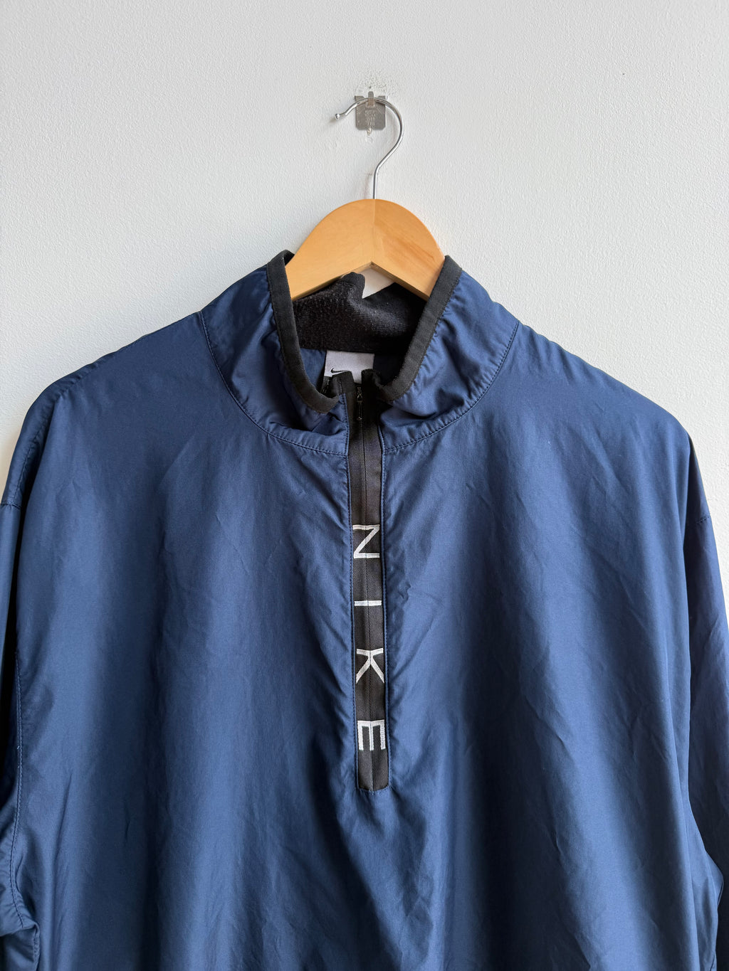 (L) Nike Windbreaker Jacket