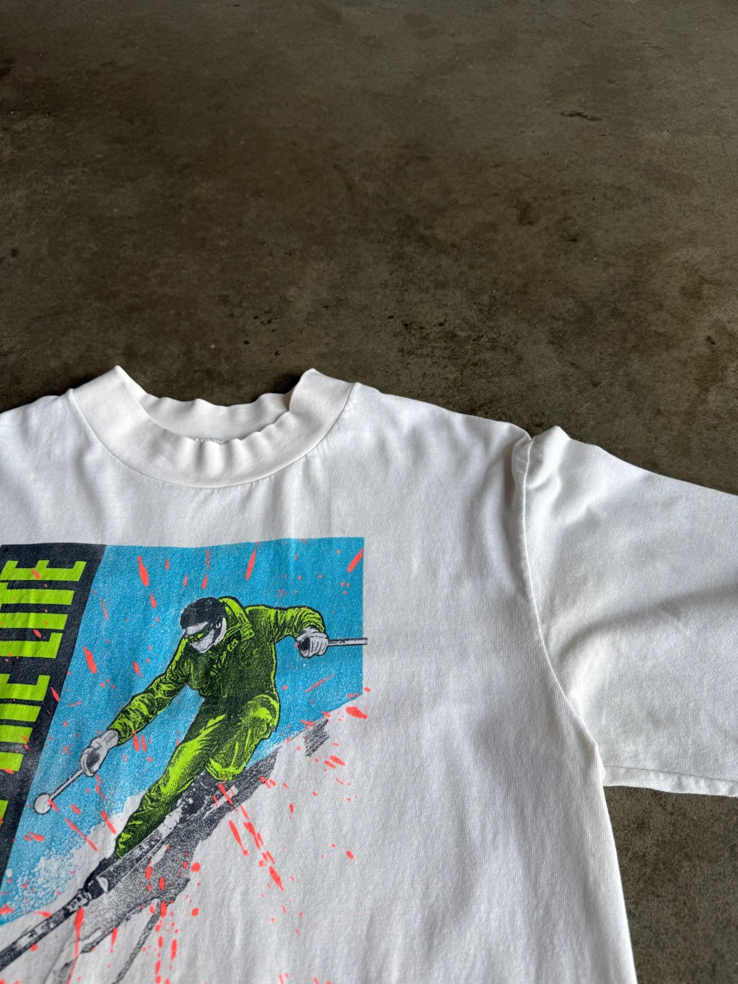 (M) Ski the Lite Tee