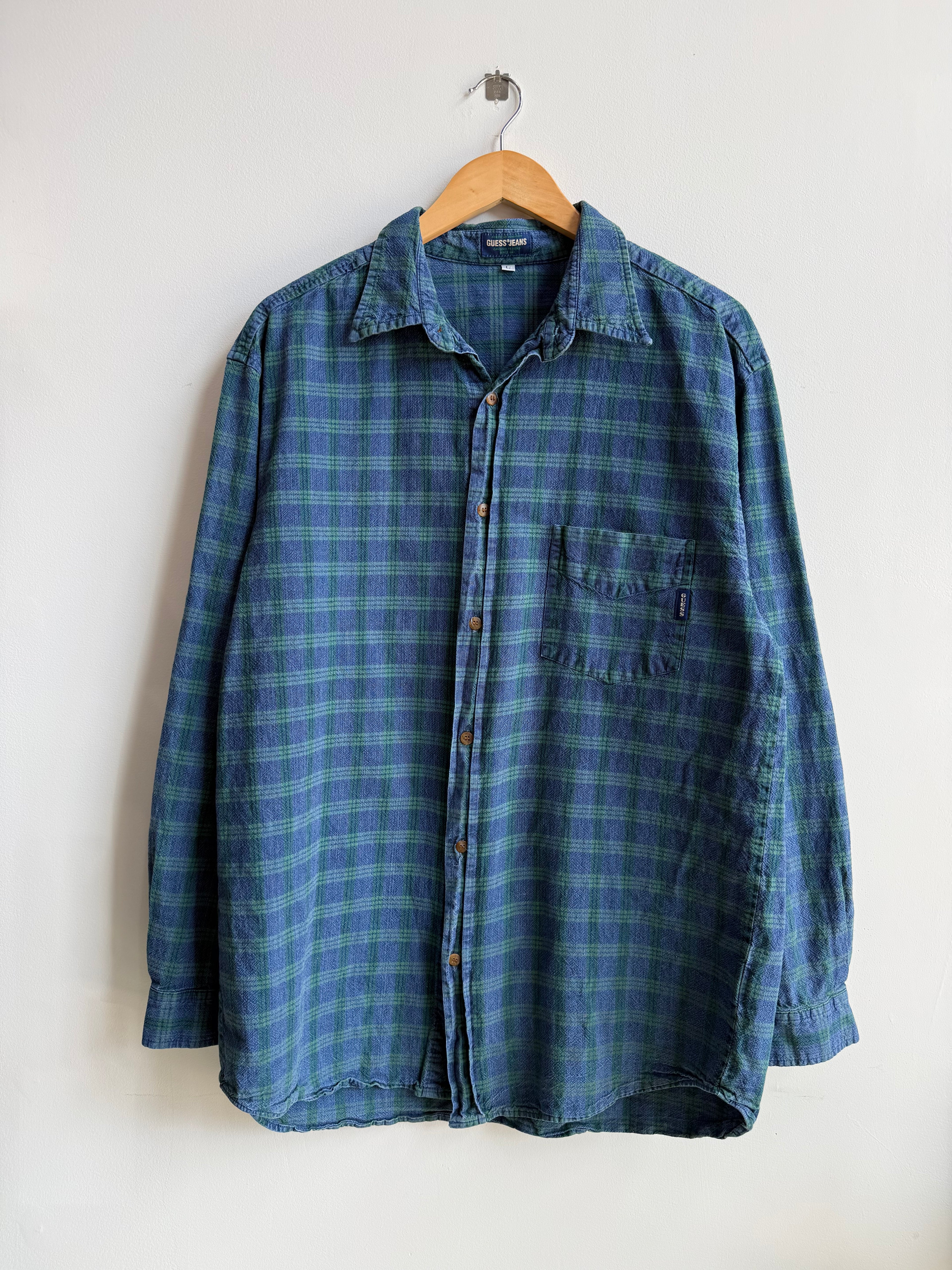(L) Guess Jeans Button Down Shirt