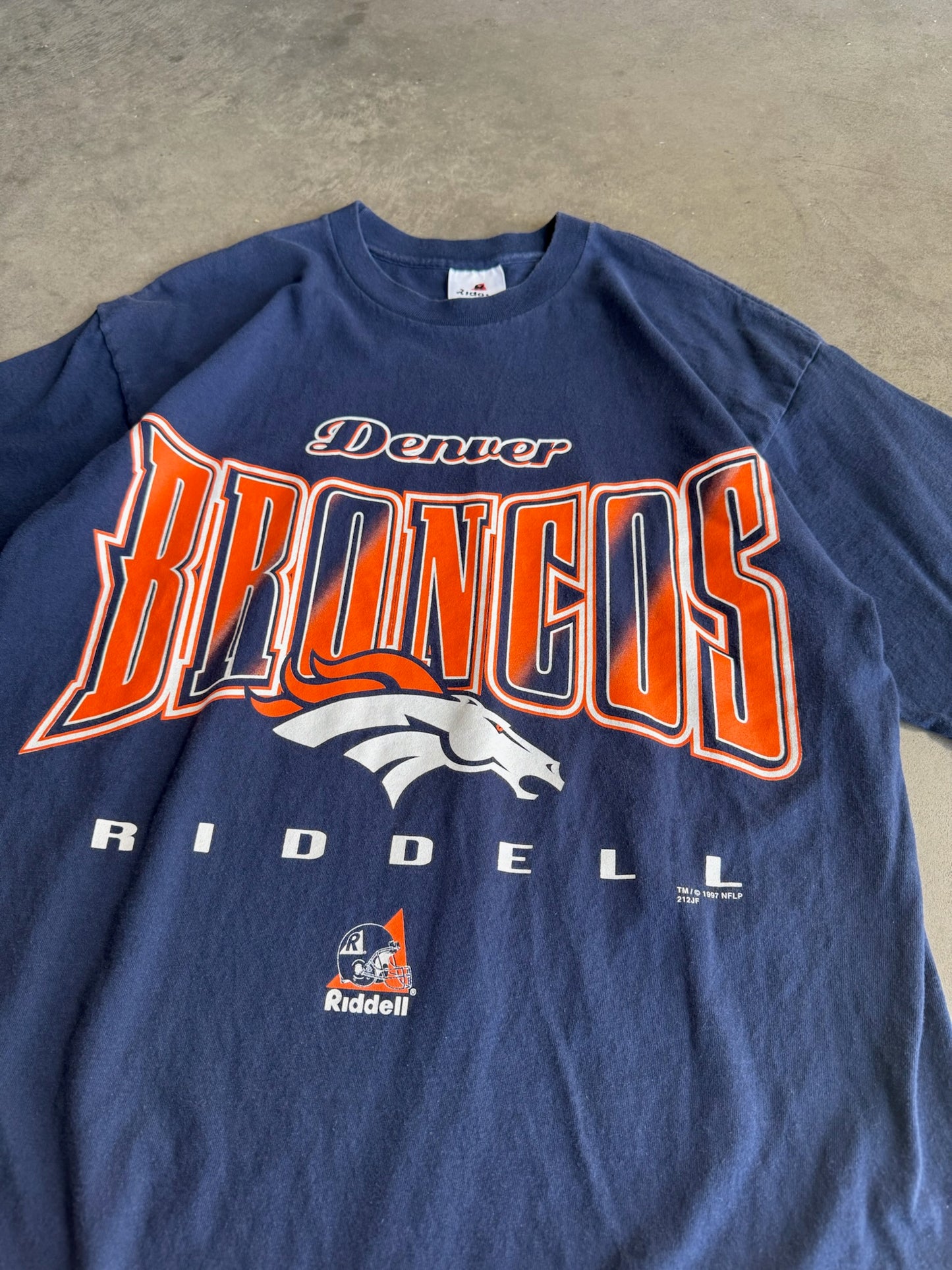 (L) Denver Broncos Tee