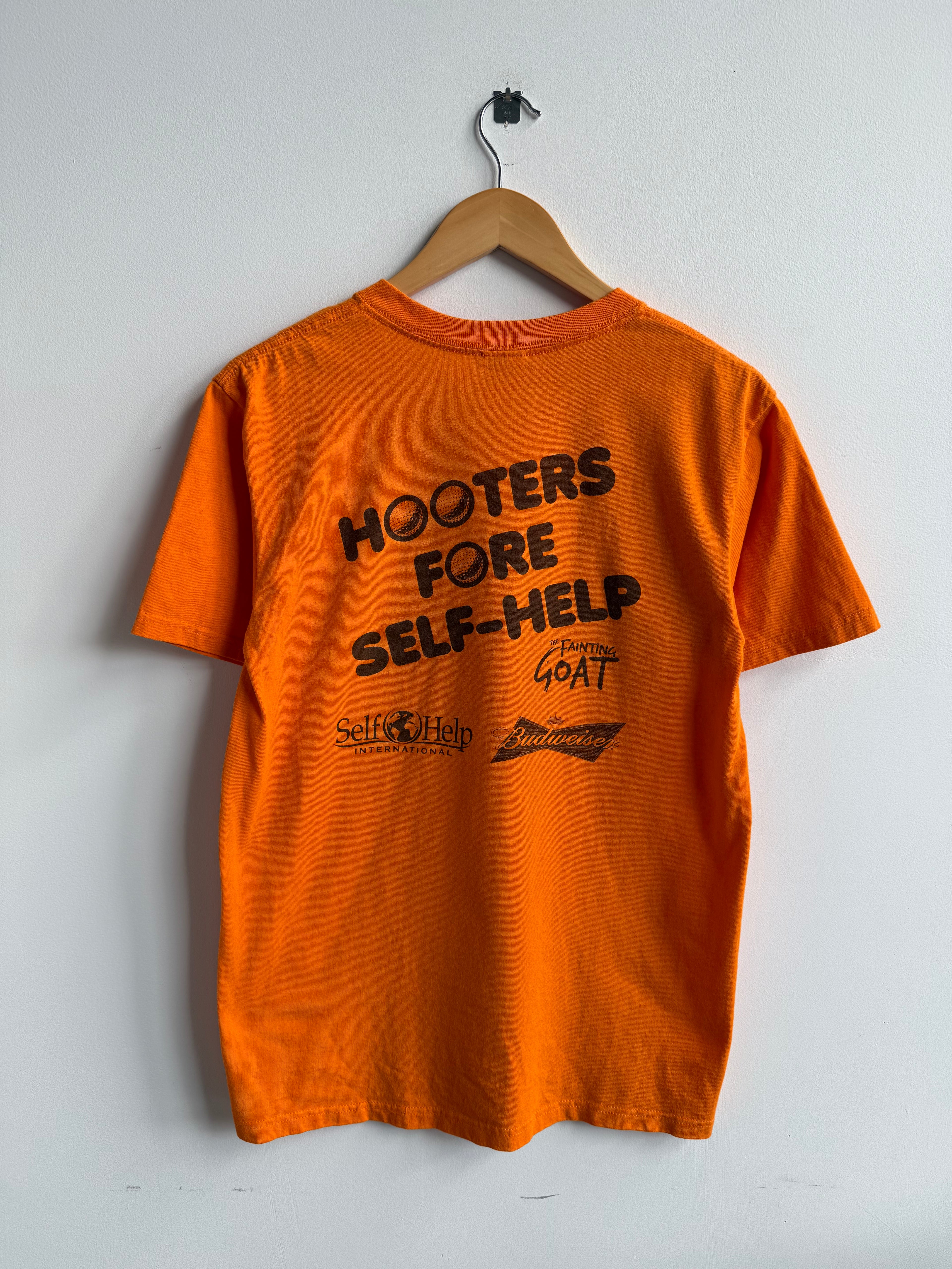 (M) Hooter’s Waverly Tee