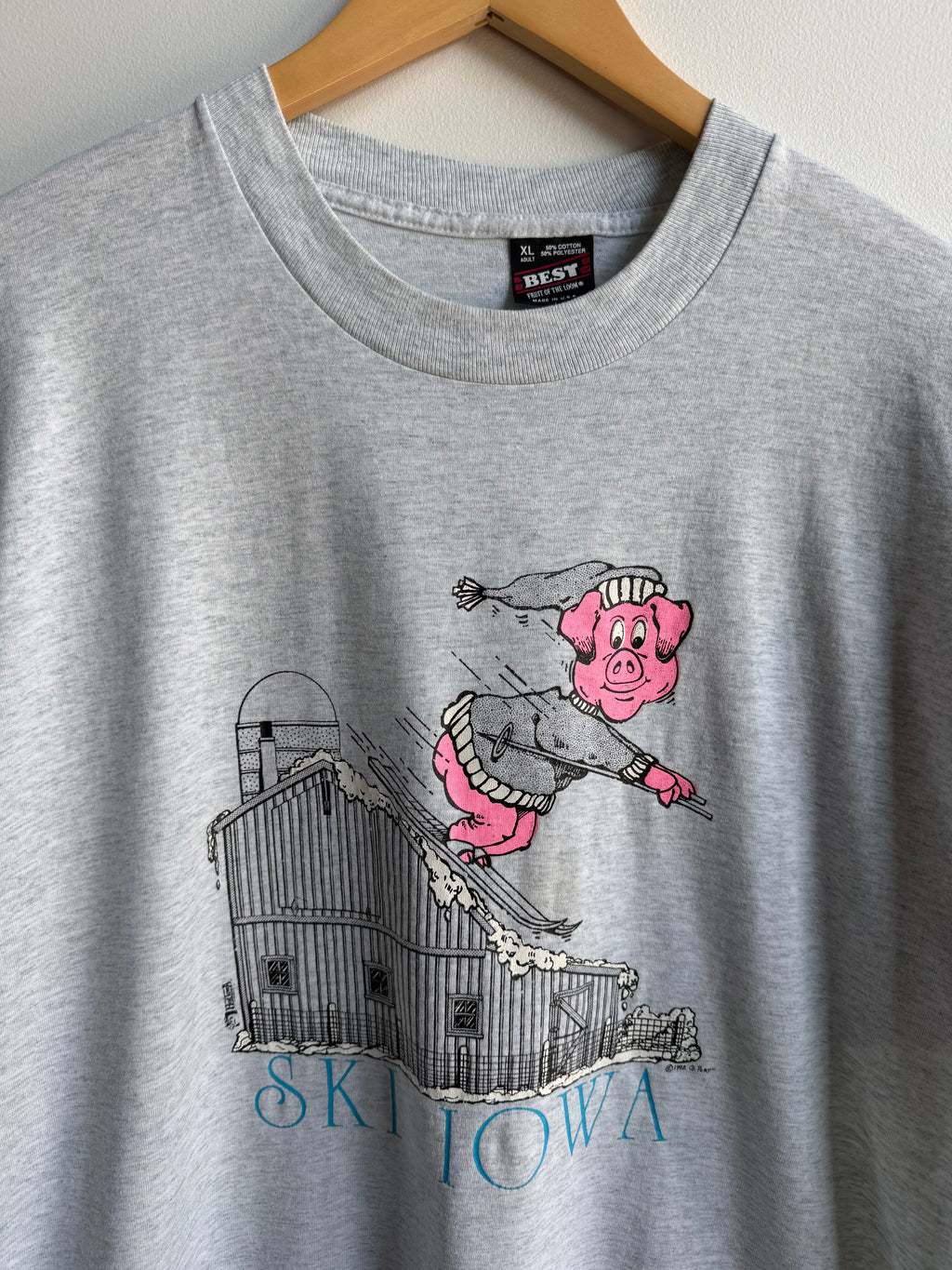 (XL) Ski Iowa Pig Tee