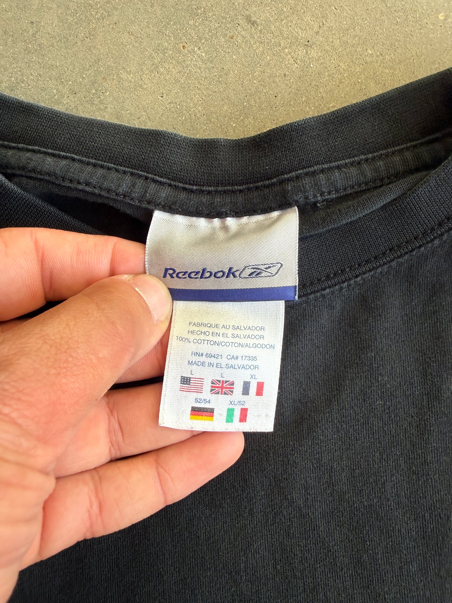 (L) Reebok Black Tee