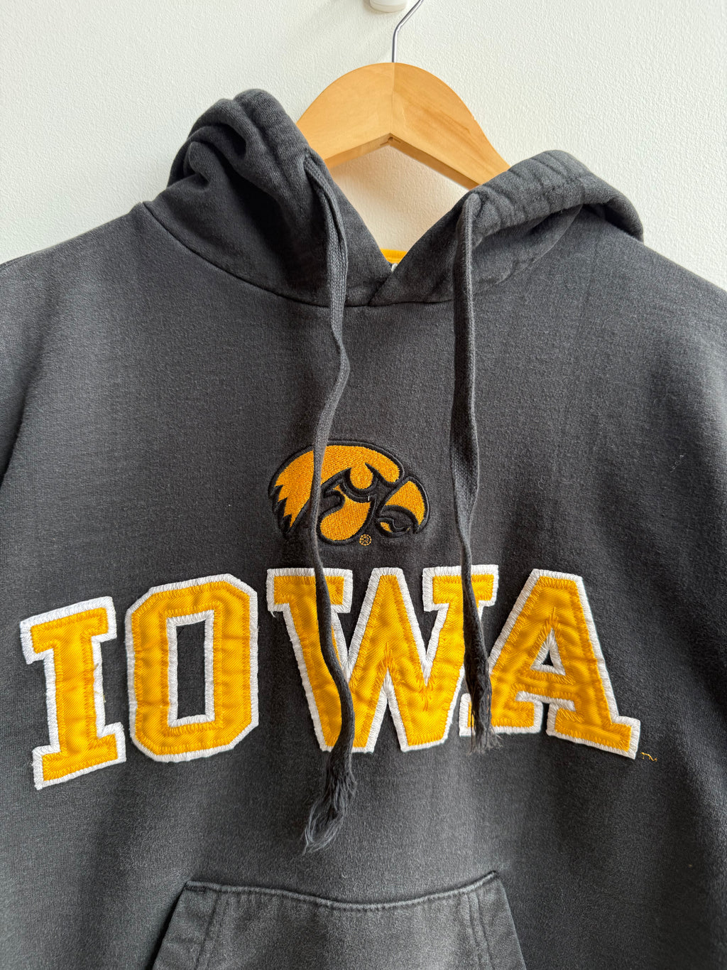 (S) Iowa Hawkeyes Hoodie