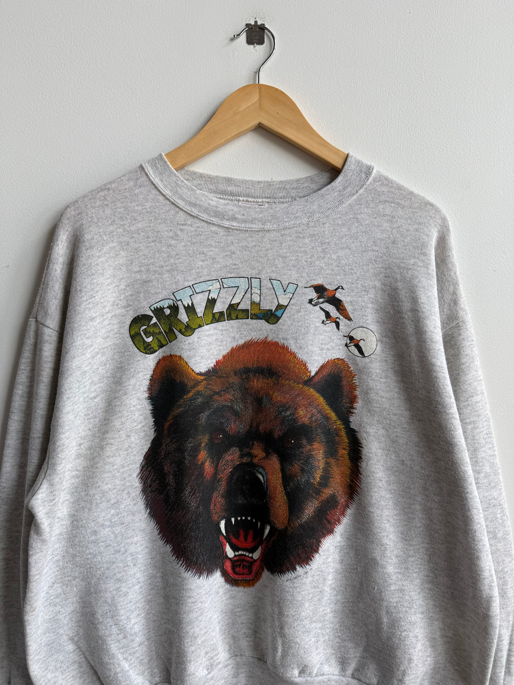 (L) Grizzly Crew