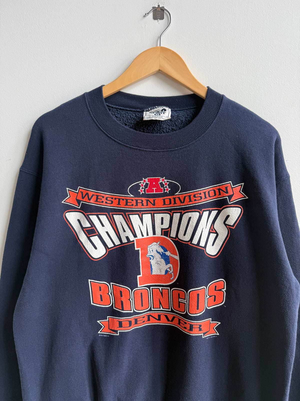 (L) Denver Broncos Crew