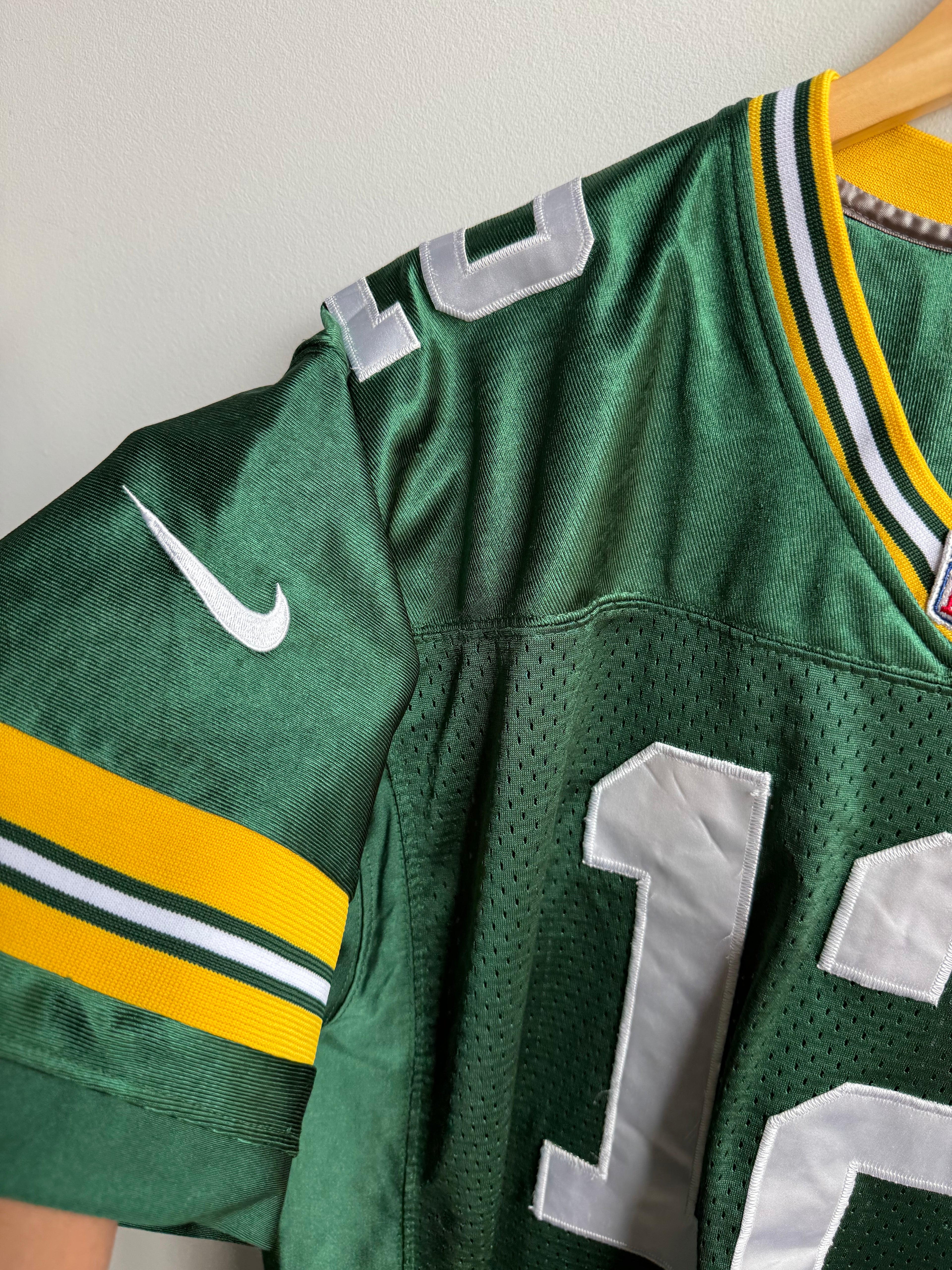 (L) Green Bay Packers Aaron Rodger’s Jersey